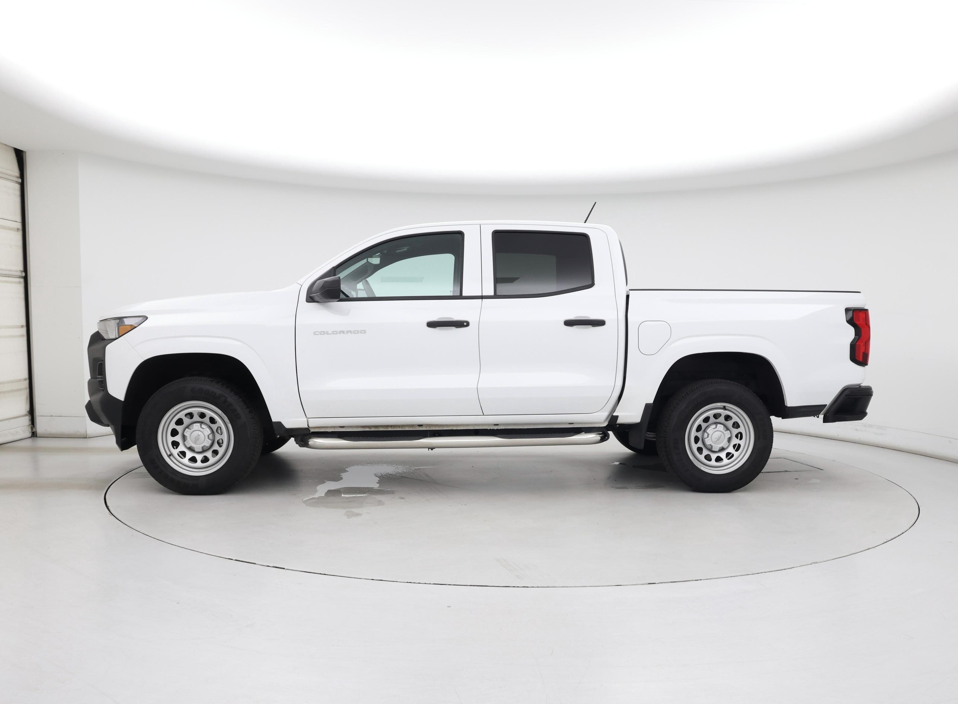 Thumbnail: 2024 Chevrolet Colorado - 3