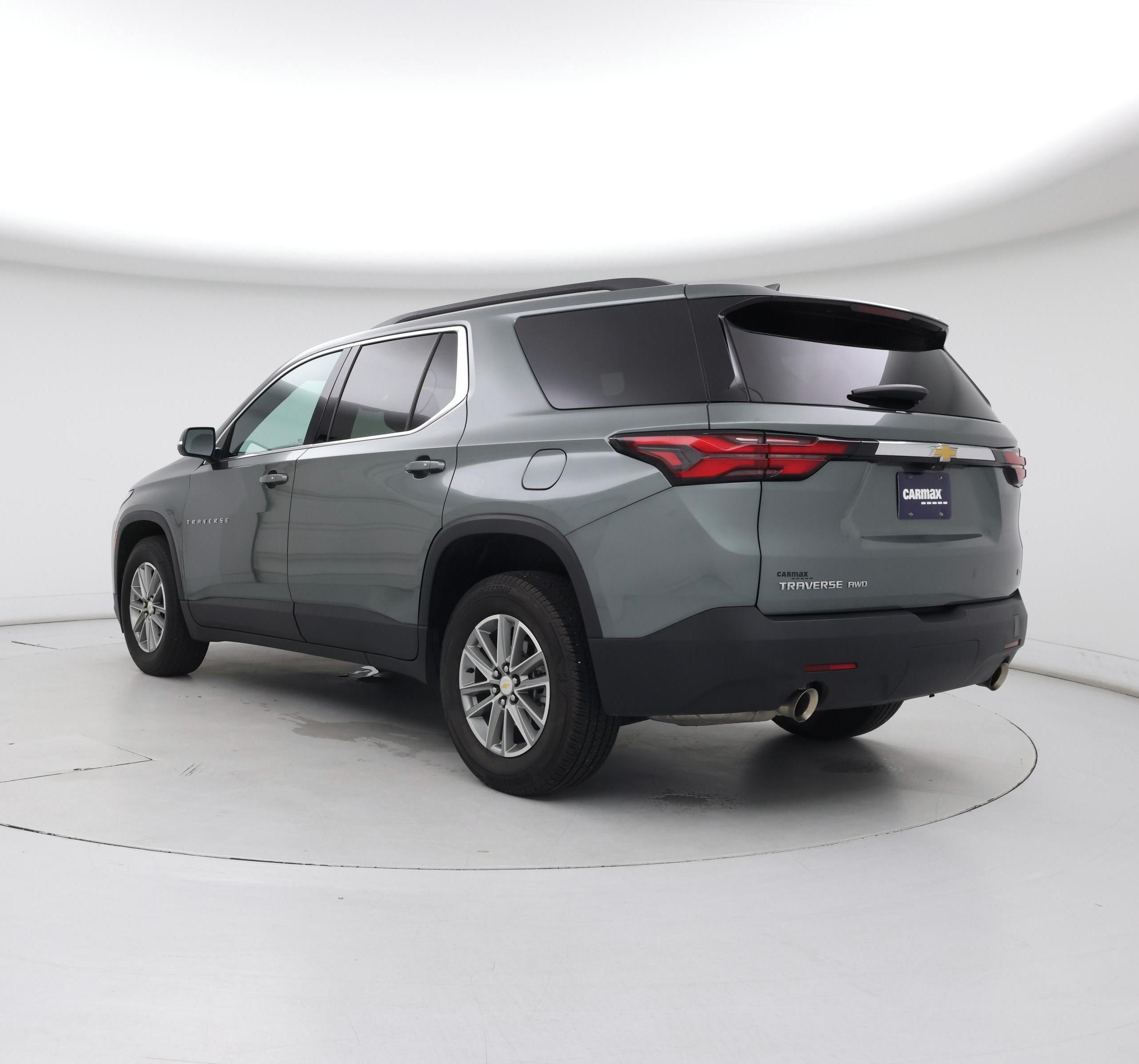Thumbnail: 2023 Chevrolet Traverse - 2