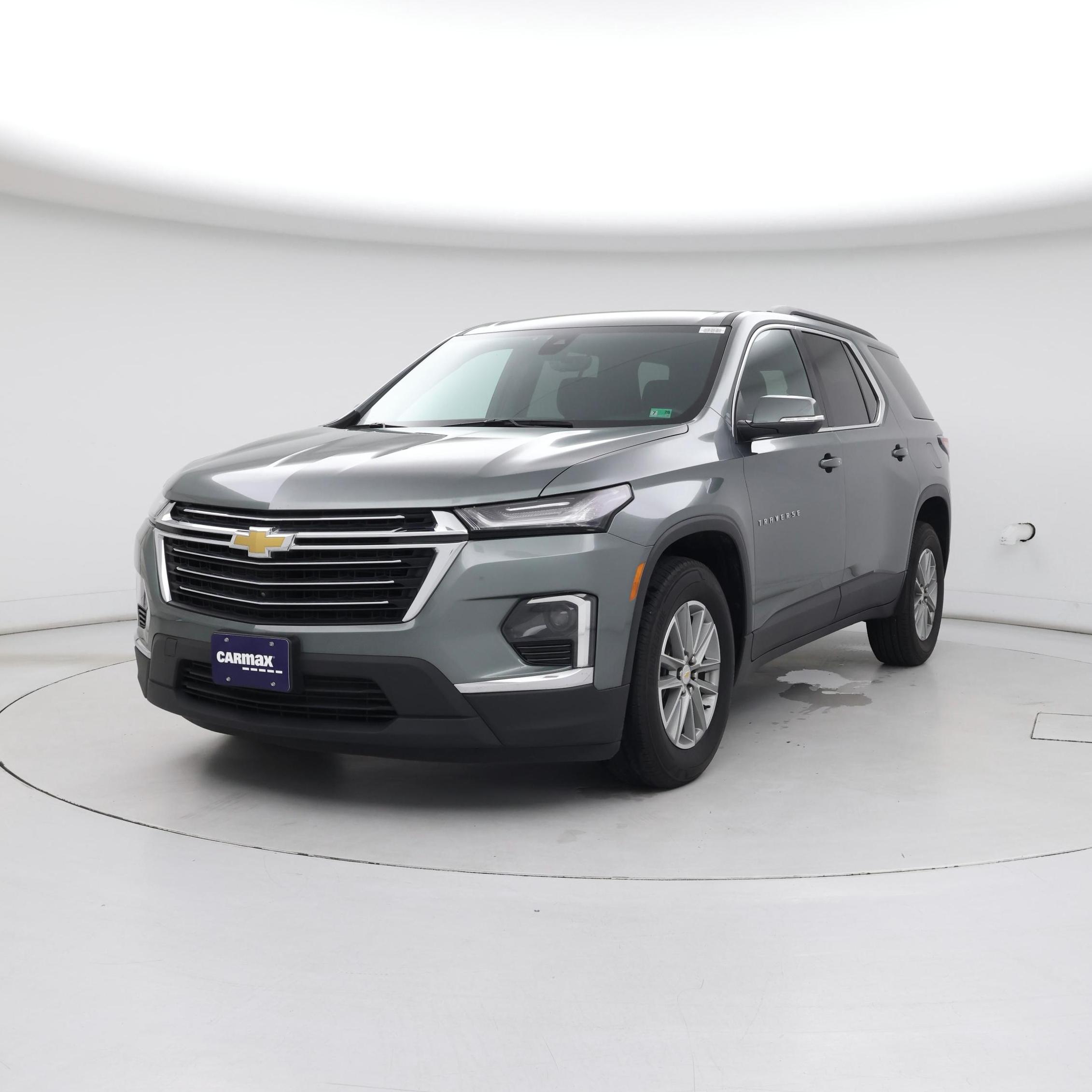 Thumbnail: 2023 Chevrolet Traverse - 4