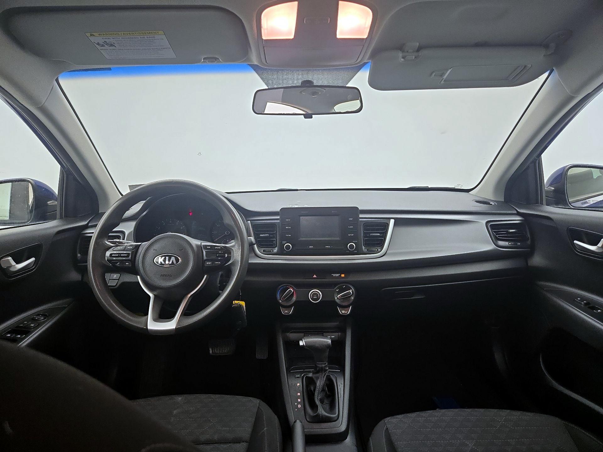 Thumbnail: 2019 Kia Rio - 9