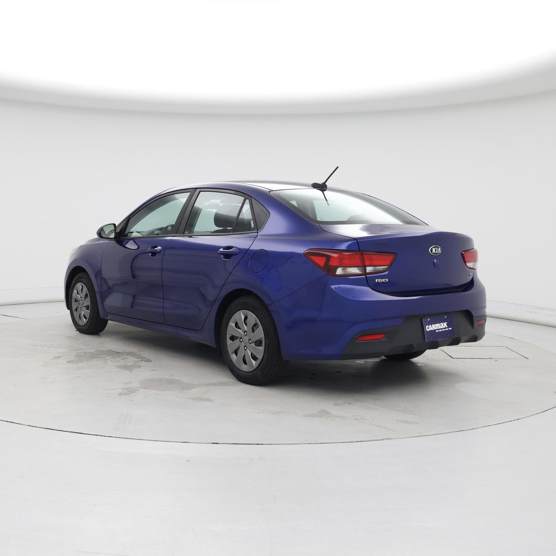 Thumbnail: 2019 Kia Rio - 2