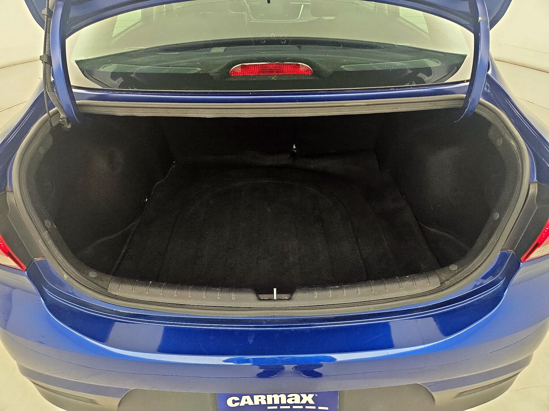 Thumbnail: 2019 Kia Rio - 20