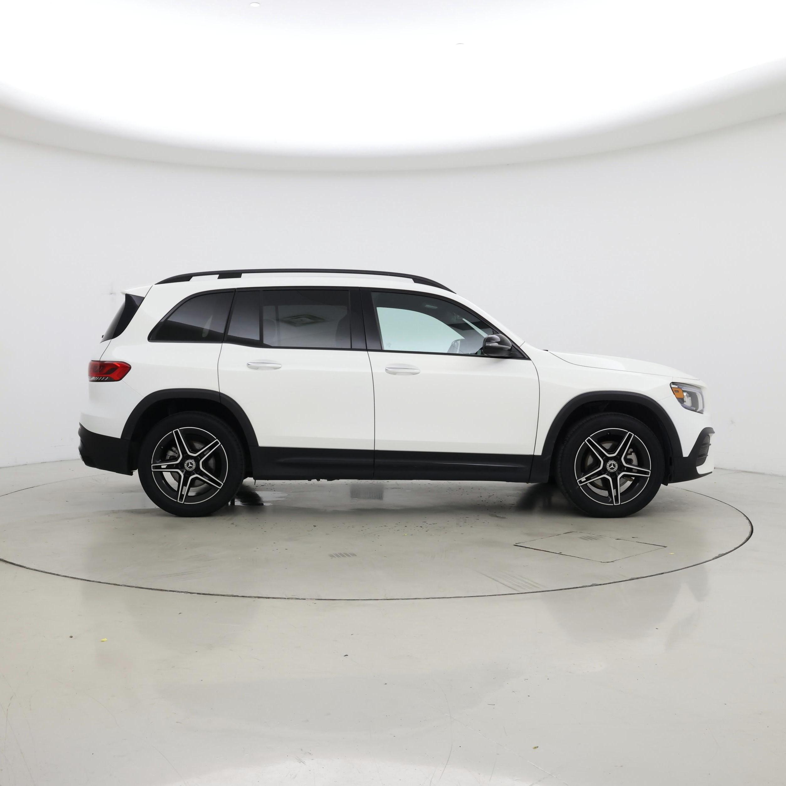 Thumbnail: 2021 Mercedes-Benz GLB - 7