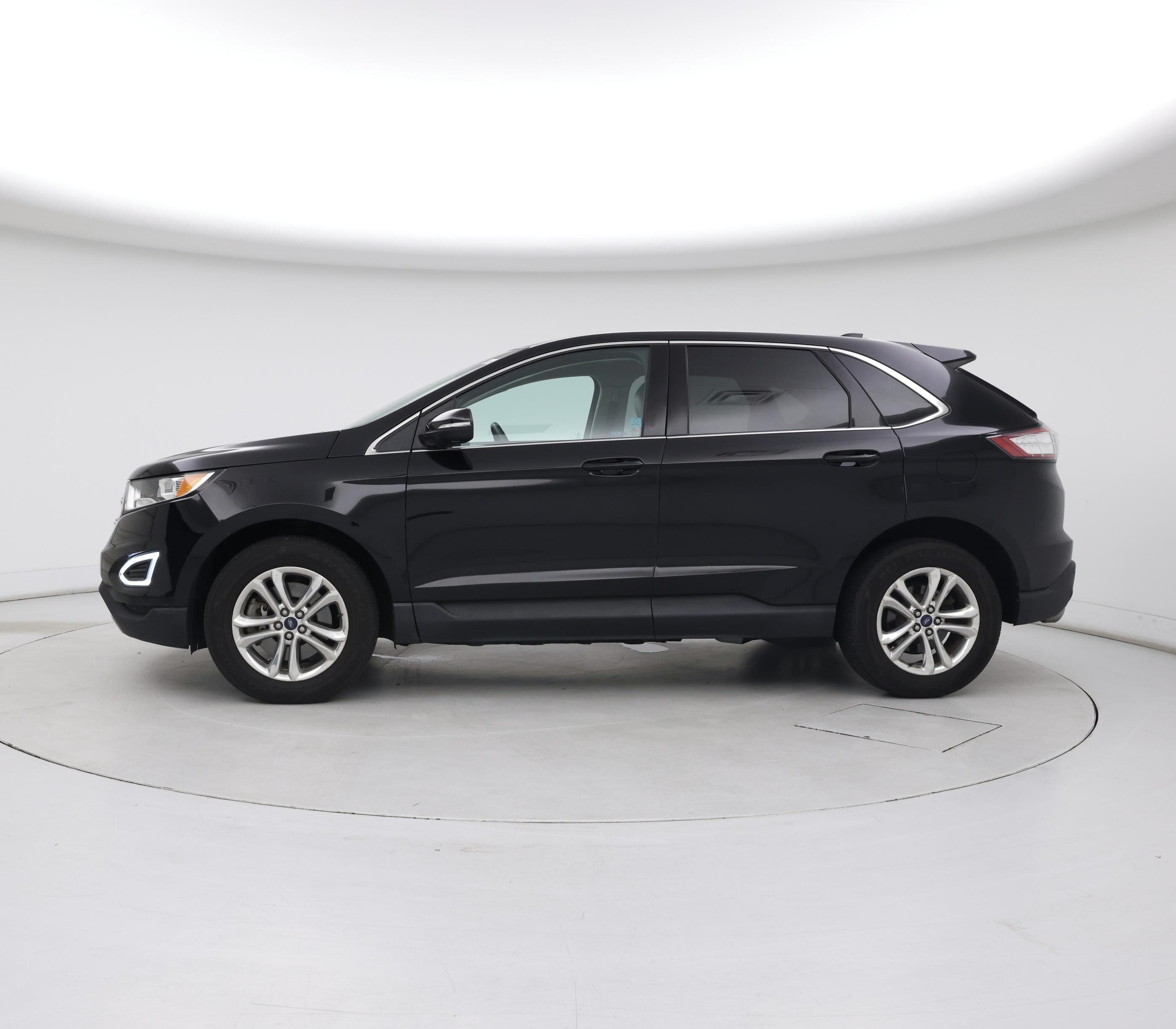 Thumbnail: 2017 Ford Edge - 3