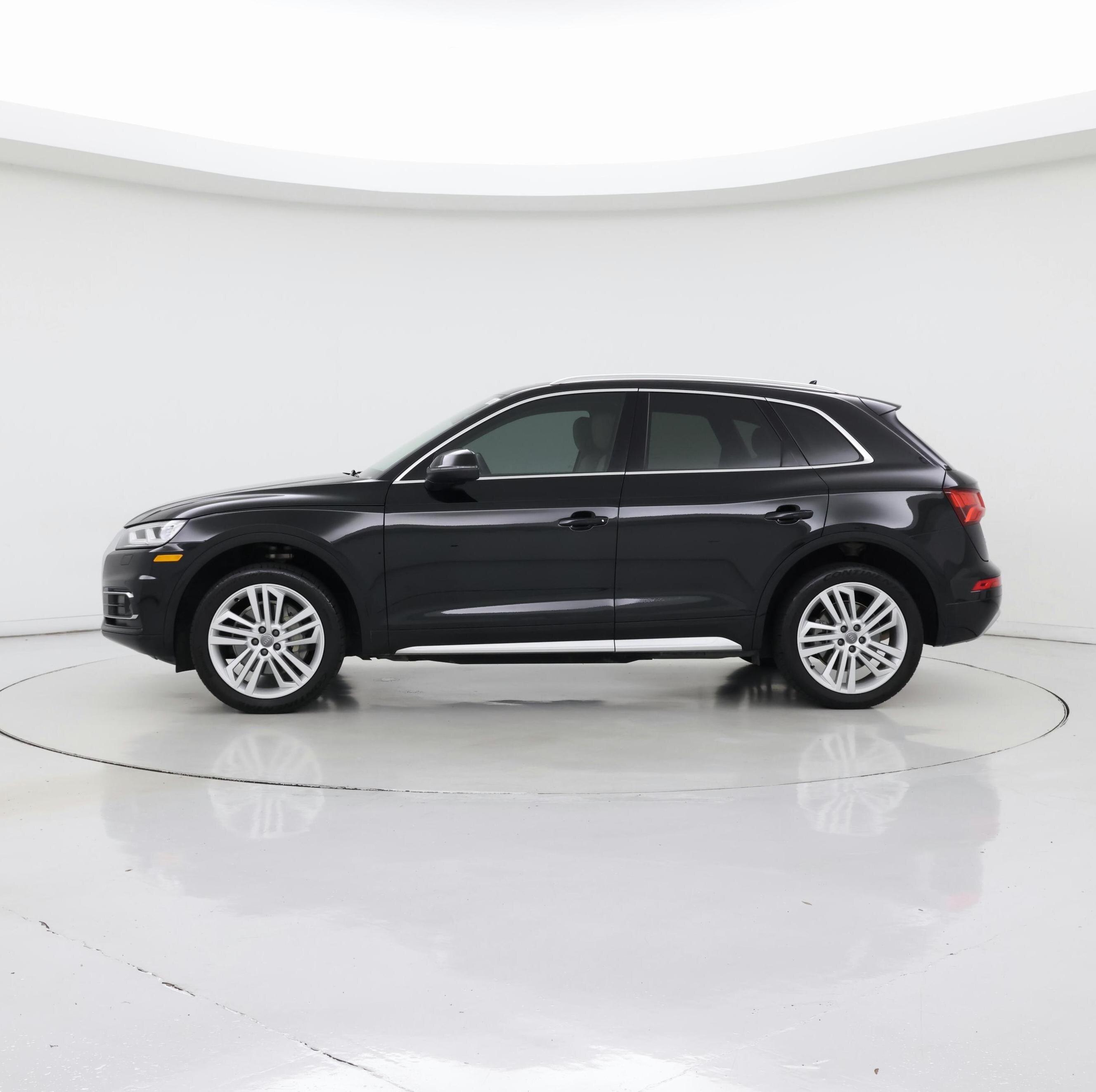 Thumbnail: 2020 Audi Q5 - 3