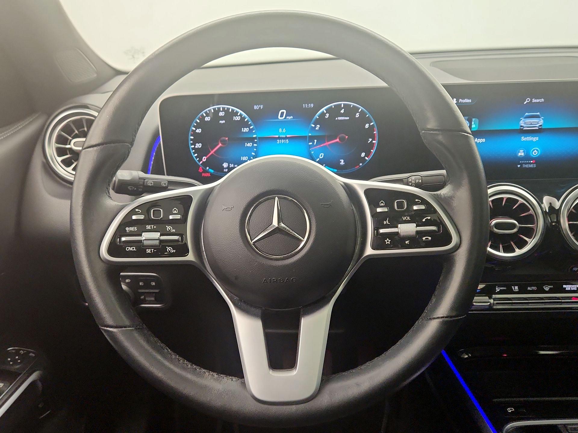 Thumbnail: 2021 Mercedes-Benz GLB - 10