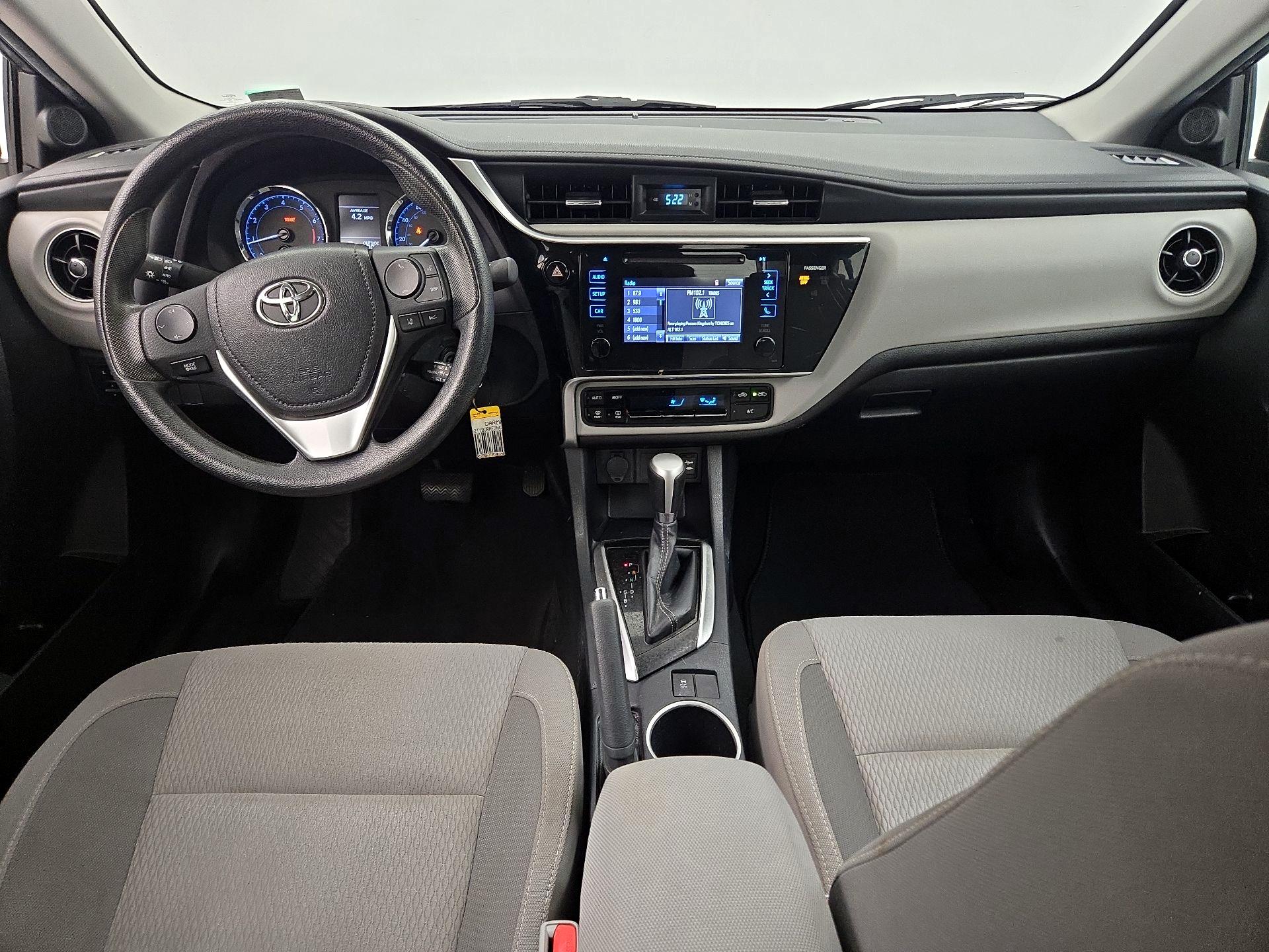Thumbnail: 2017 Toyota Corolla - 9
