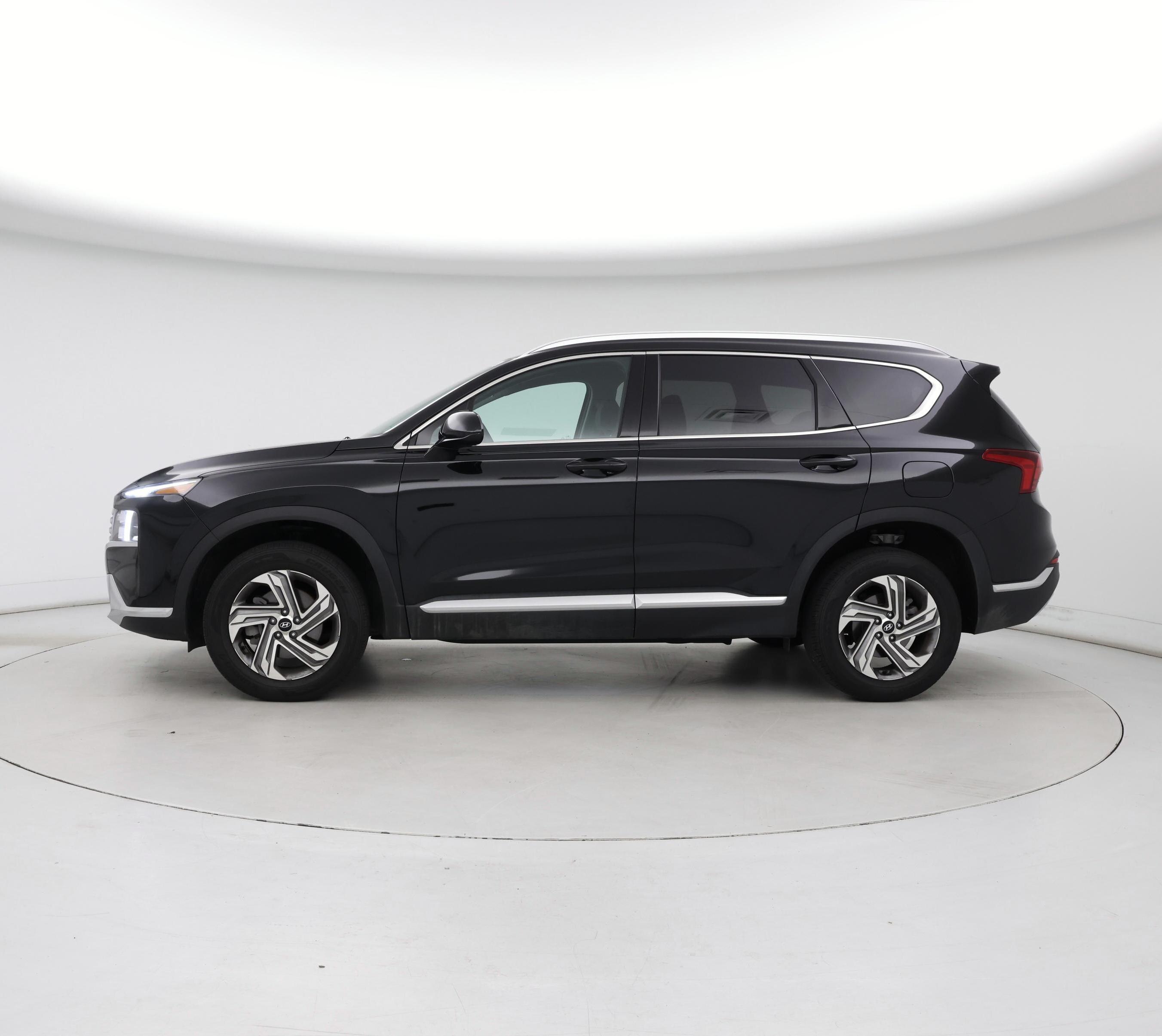 Thumbnail: 2022 Hyundai Santa Fe - 3