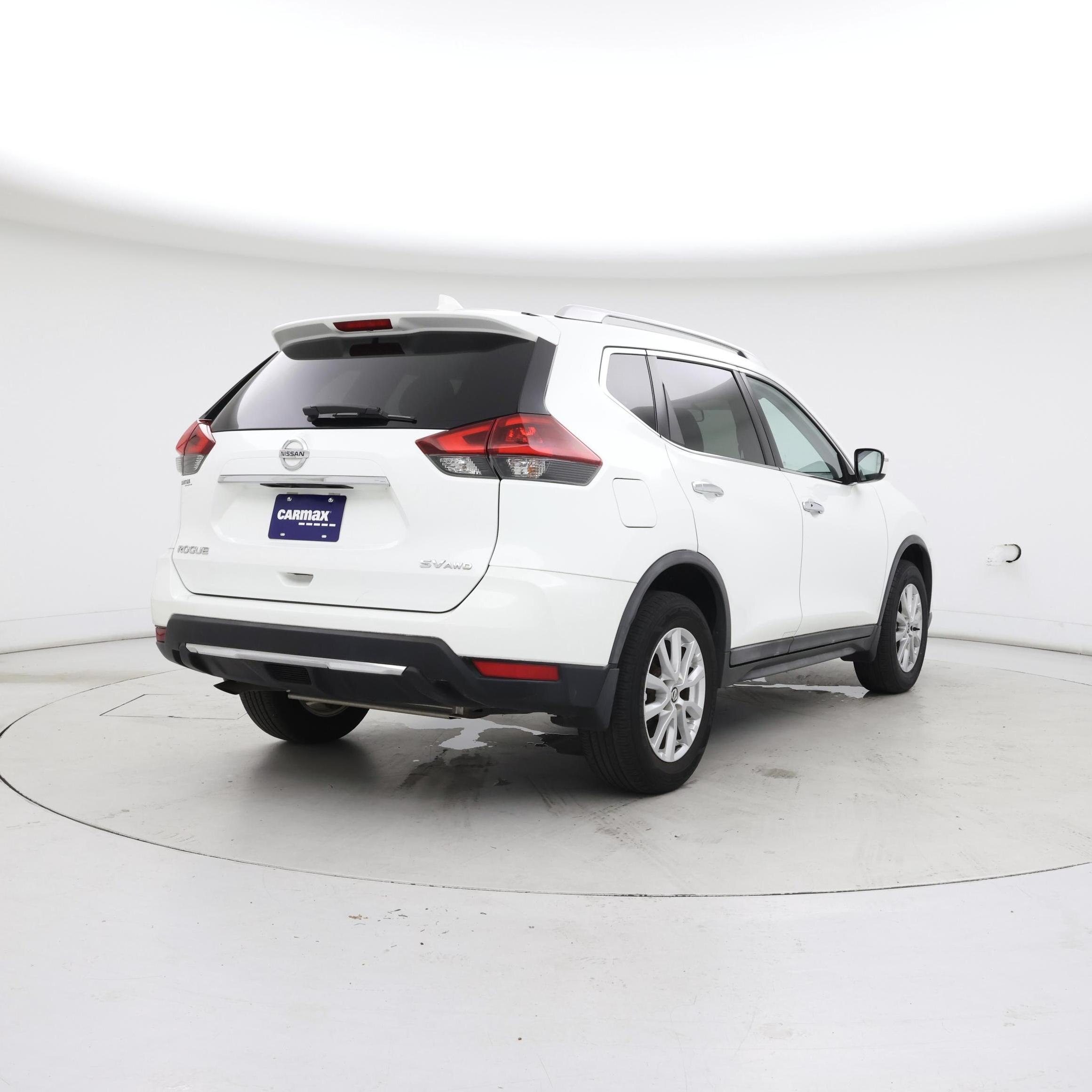 Thumbnail: 2018 Nissan Rogue - 8