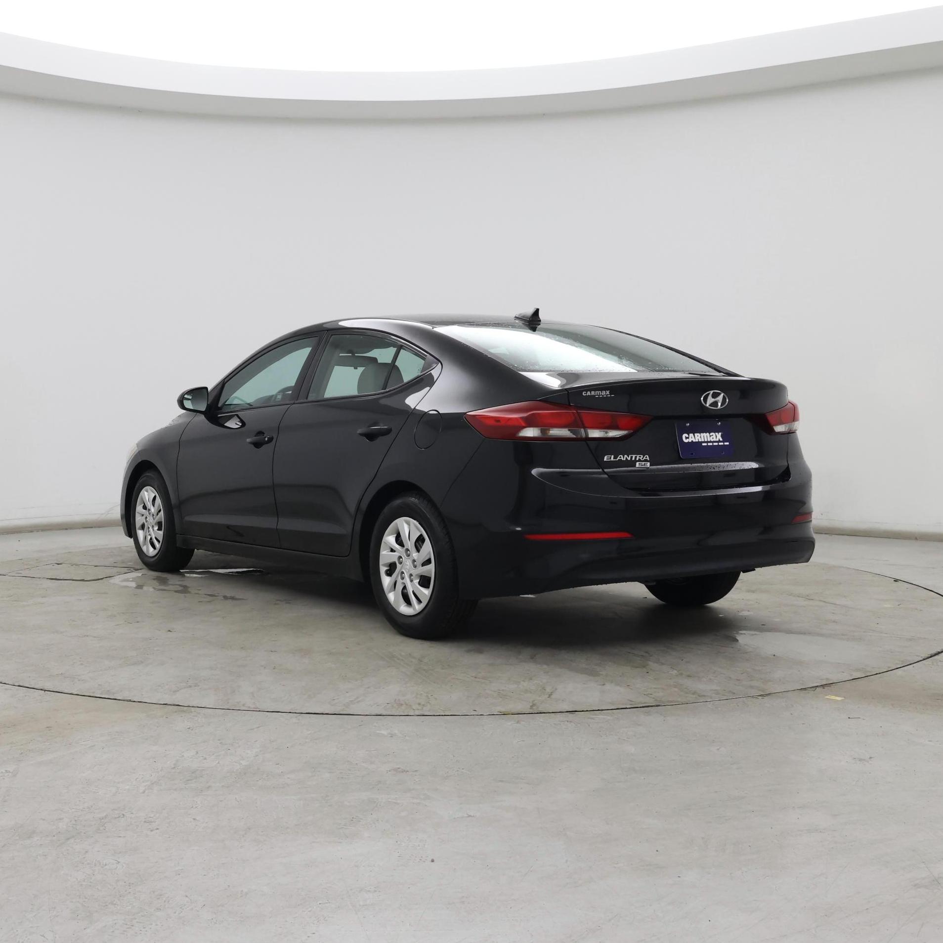 Thumbnail: 2017 Hyundai Elantra - 2