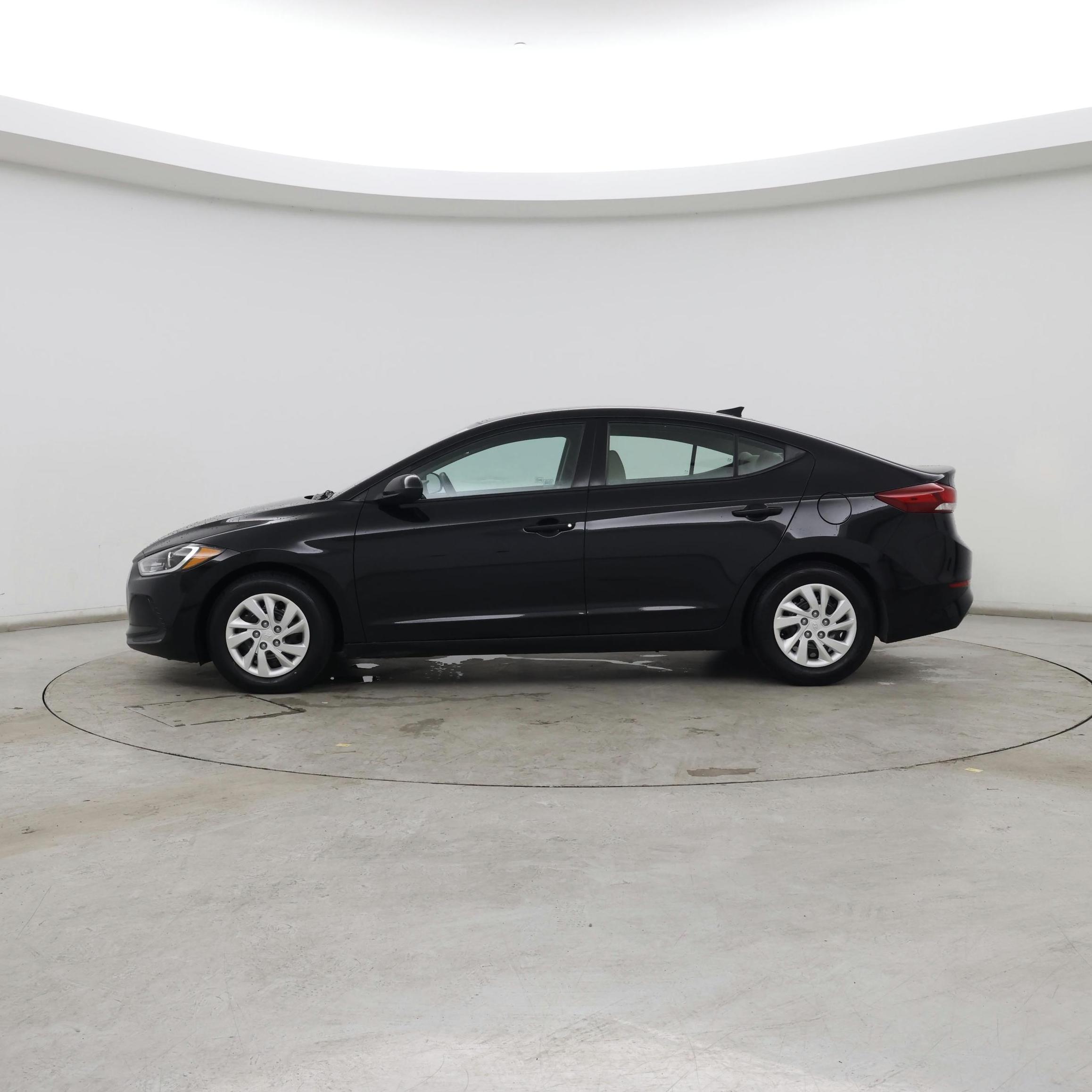 Thumbnail: 2017 Hyundai Elantra - 3