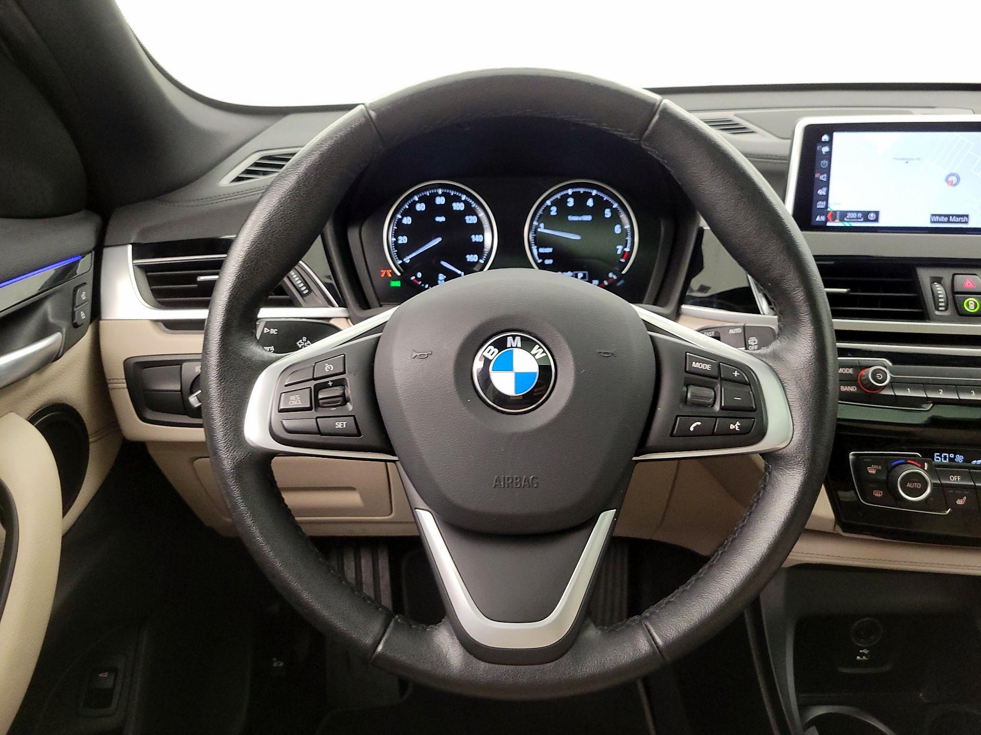 Thumbnail: 2022 BMW X1 - 10