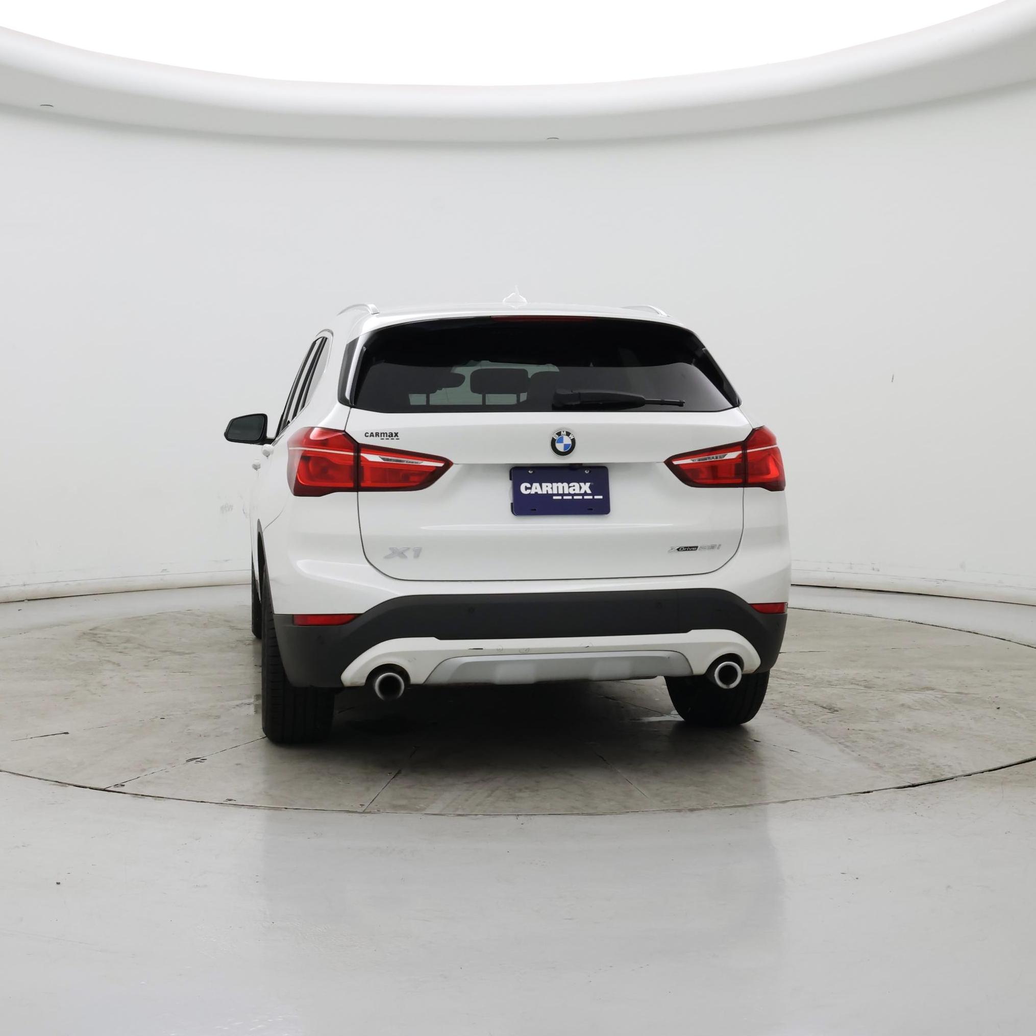 Thumbnail: 2022 BMW X1 - 6