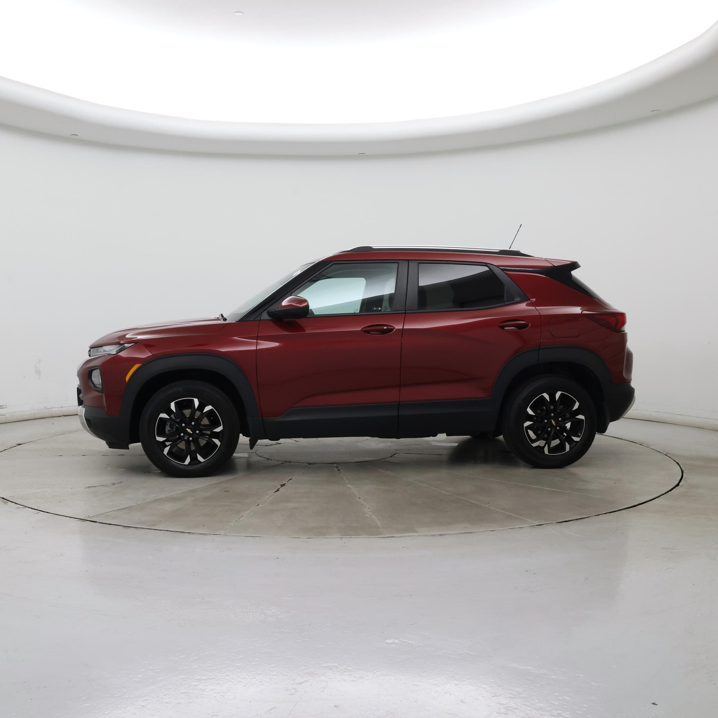Thumbnail: 2022 Chevrolet TrailBlazer - 3