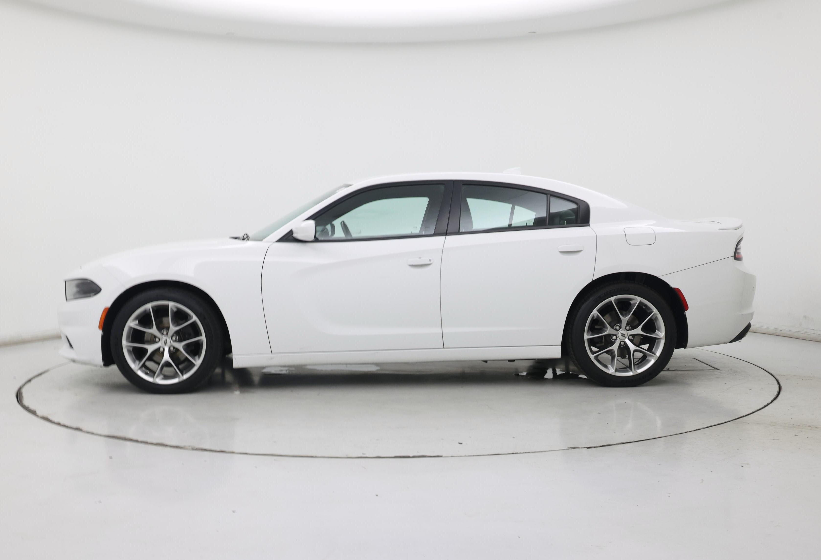Thumbnail: 2020 Dodge Charger - 3