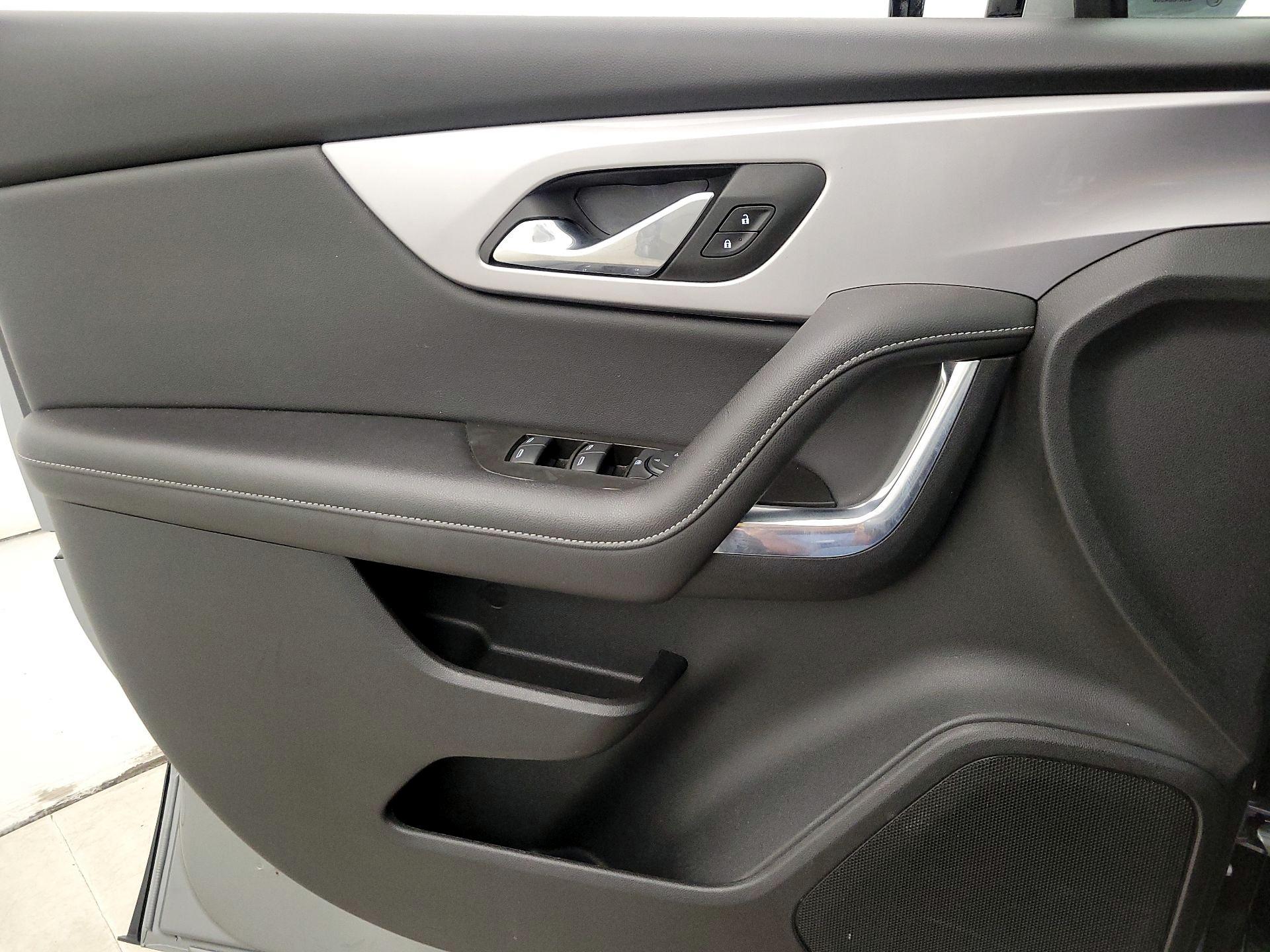 Thumbnail: 2023 Chevrolet Blazer - 12