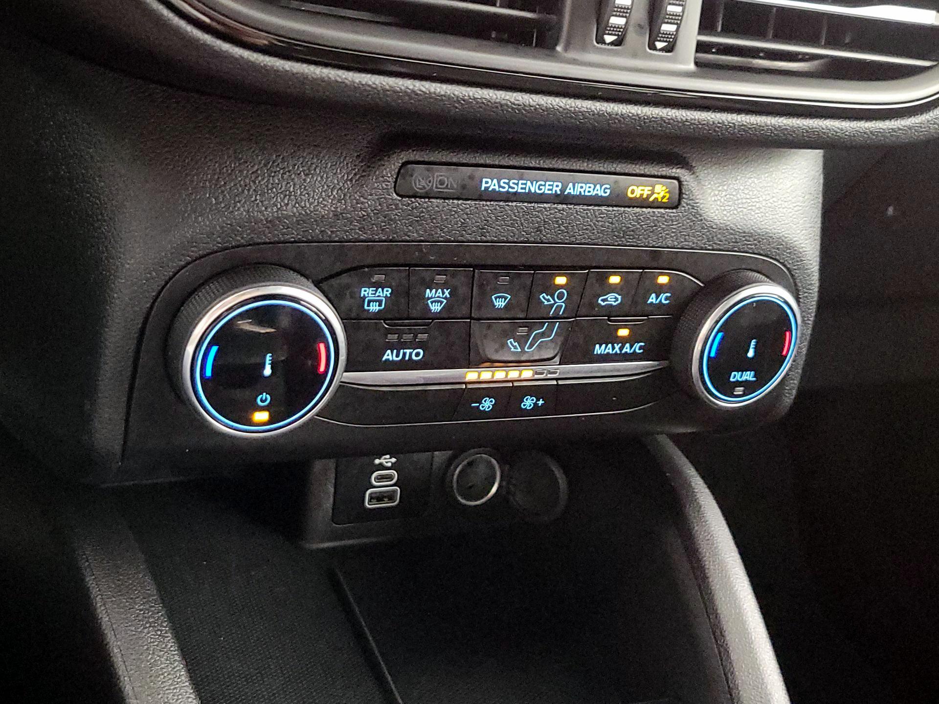 Thumbnail: 2024 Ford Escape - 16