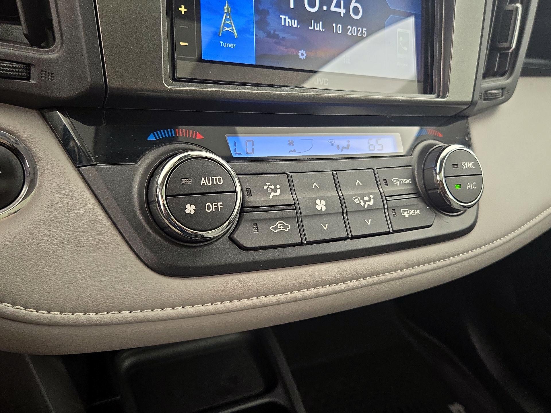 Thumbnail: 2018 Toyota RAV4 - 16