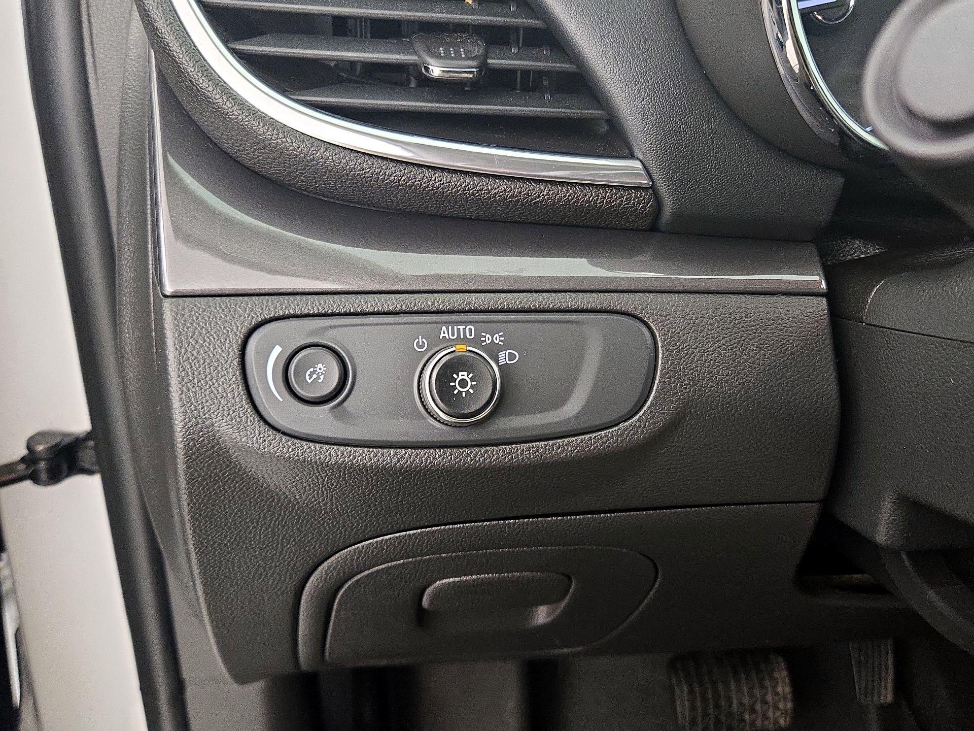 Thumbnail: 2020 Buick Encore - 13