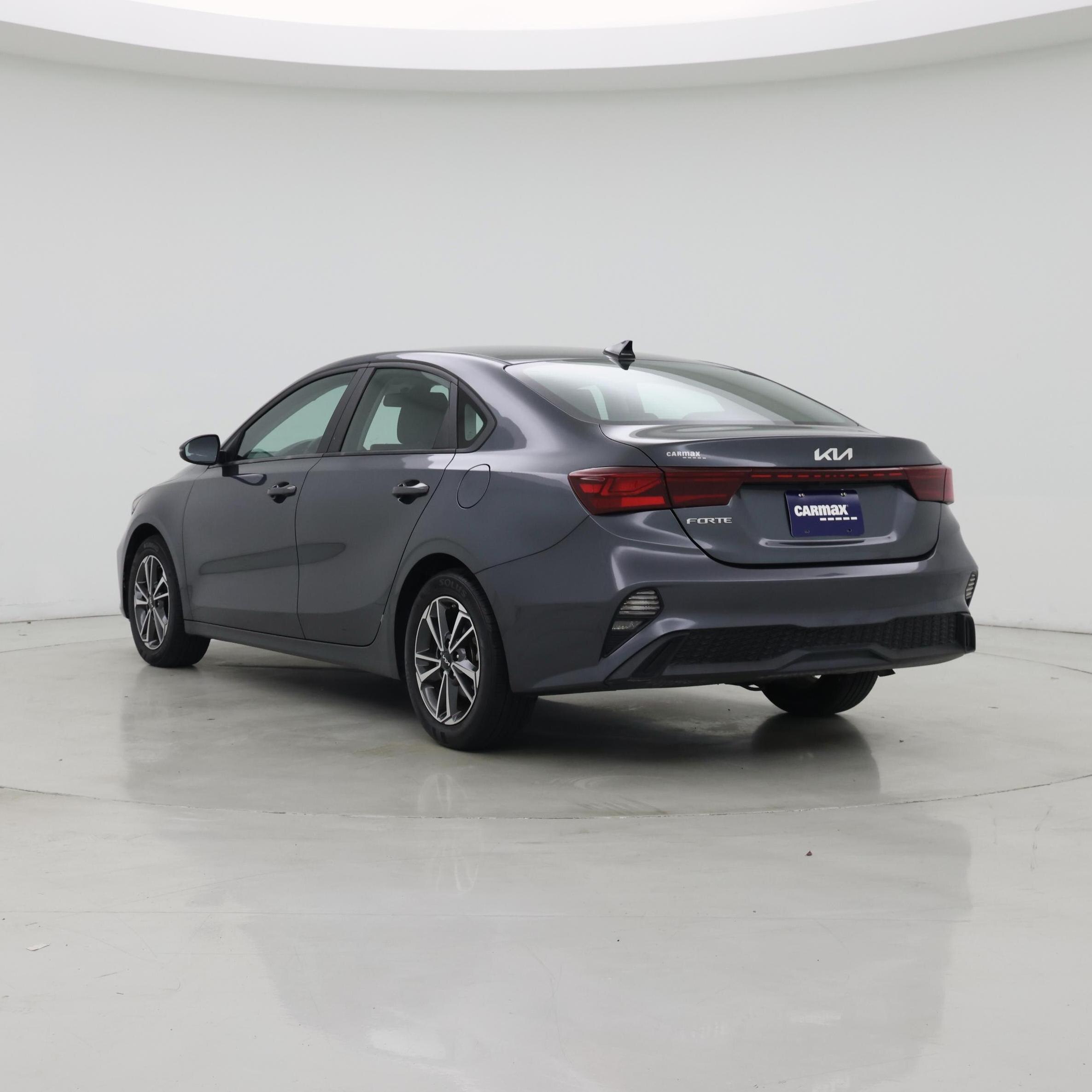 Thumbnail: 2022 Kia Forte - 2