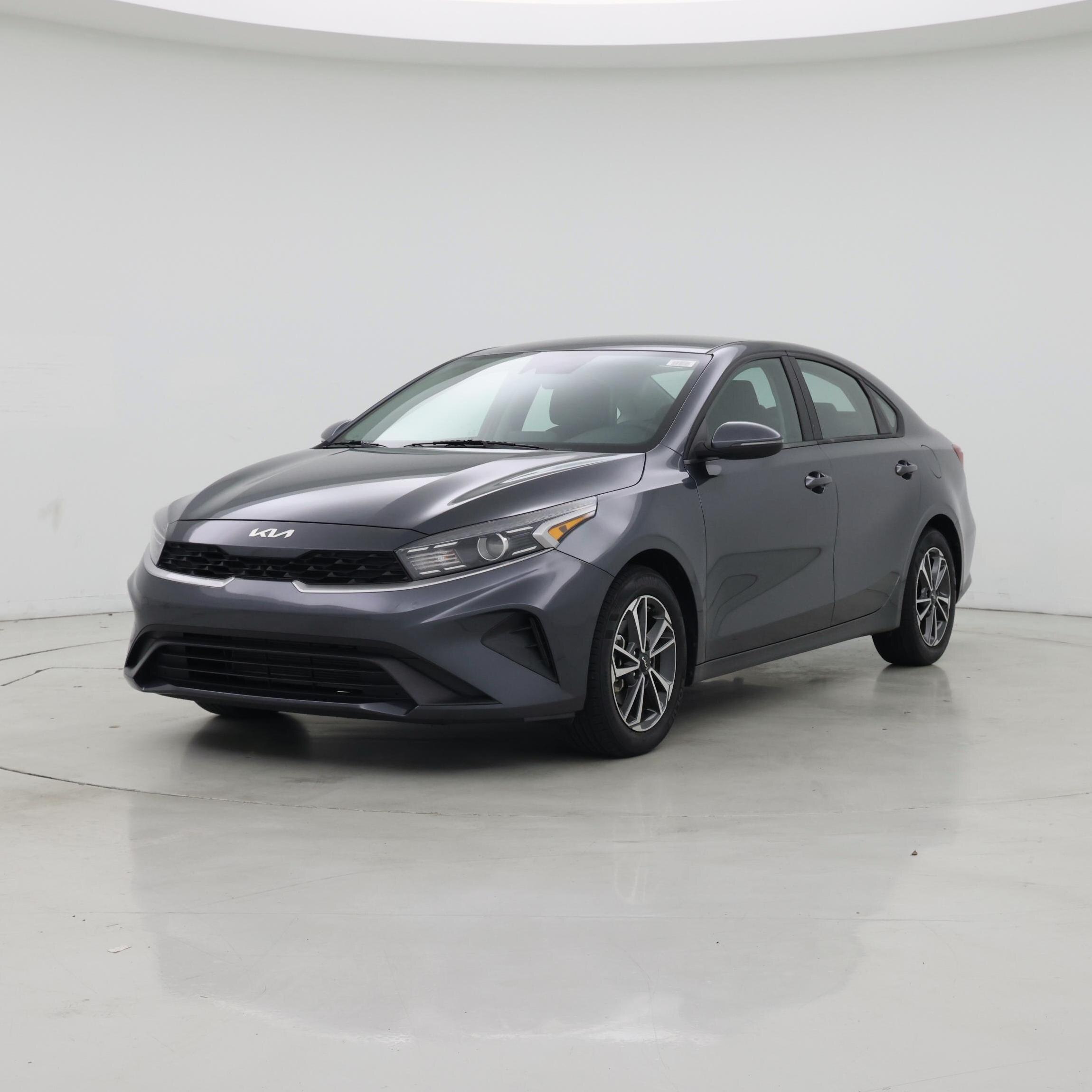 Thumbnail: 2022 Kia Forte - 4