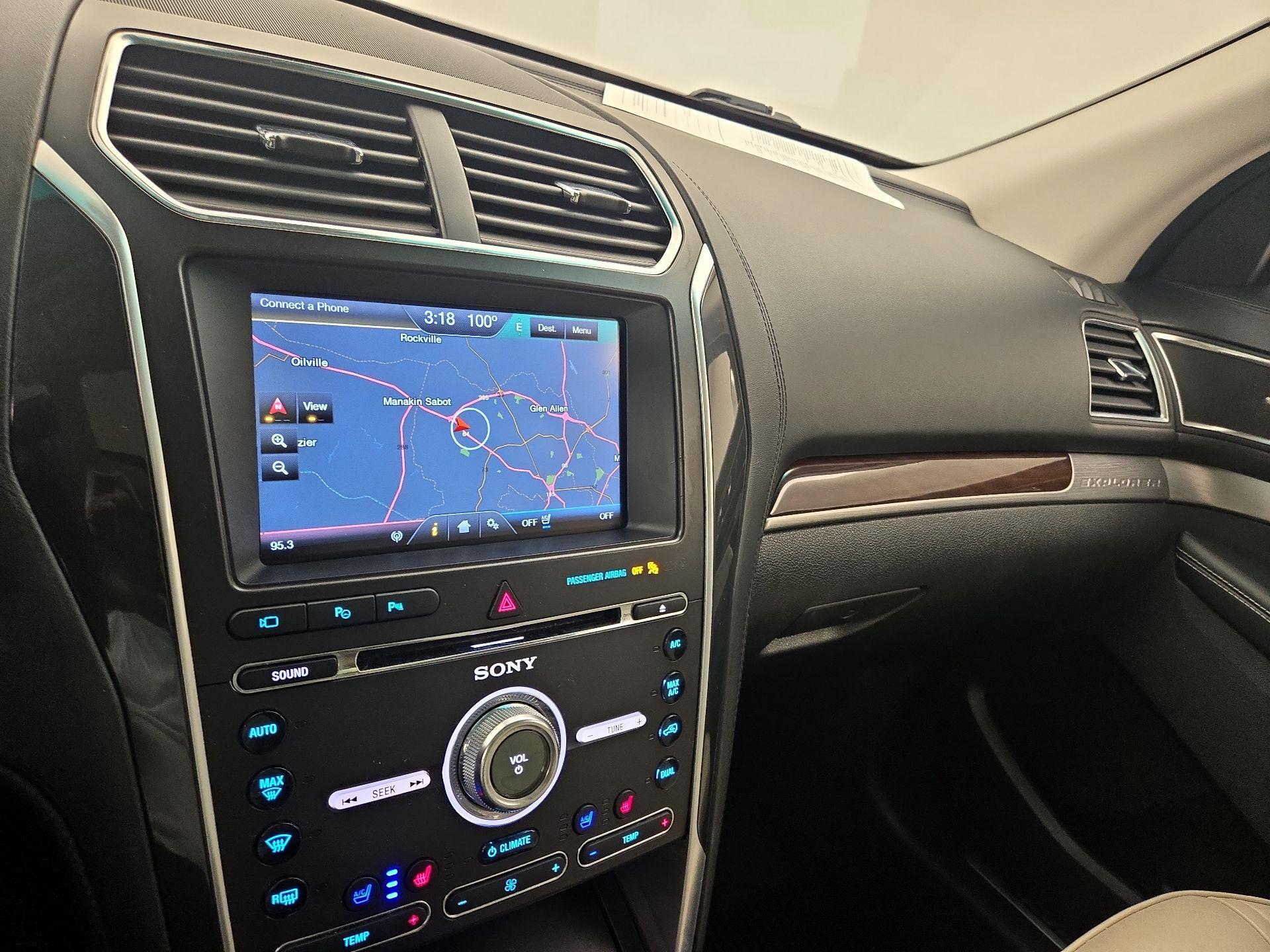 Thumbnail: 2016 Ford Explorer - 14