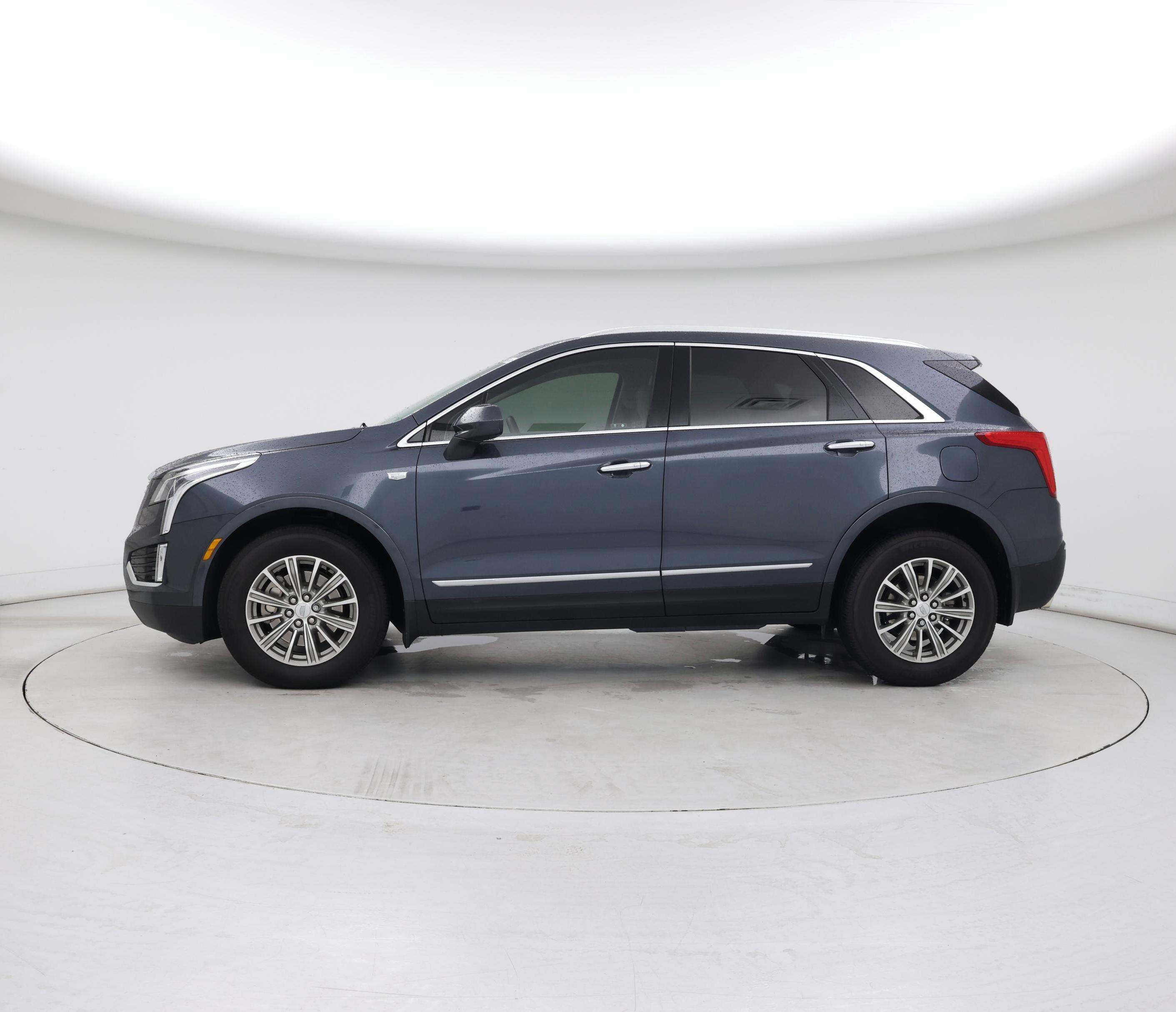 Thumbnail: 2019 Cadillac XT5 - 3