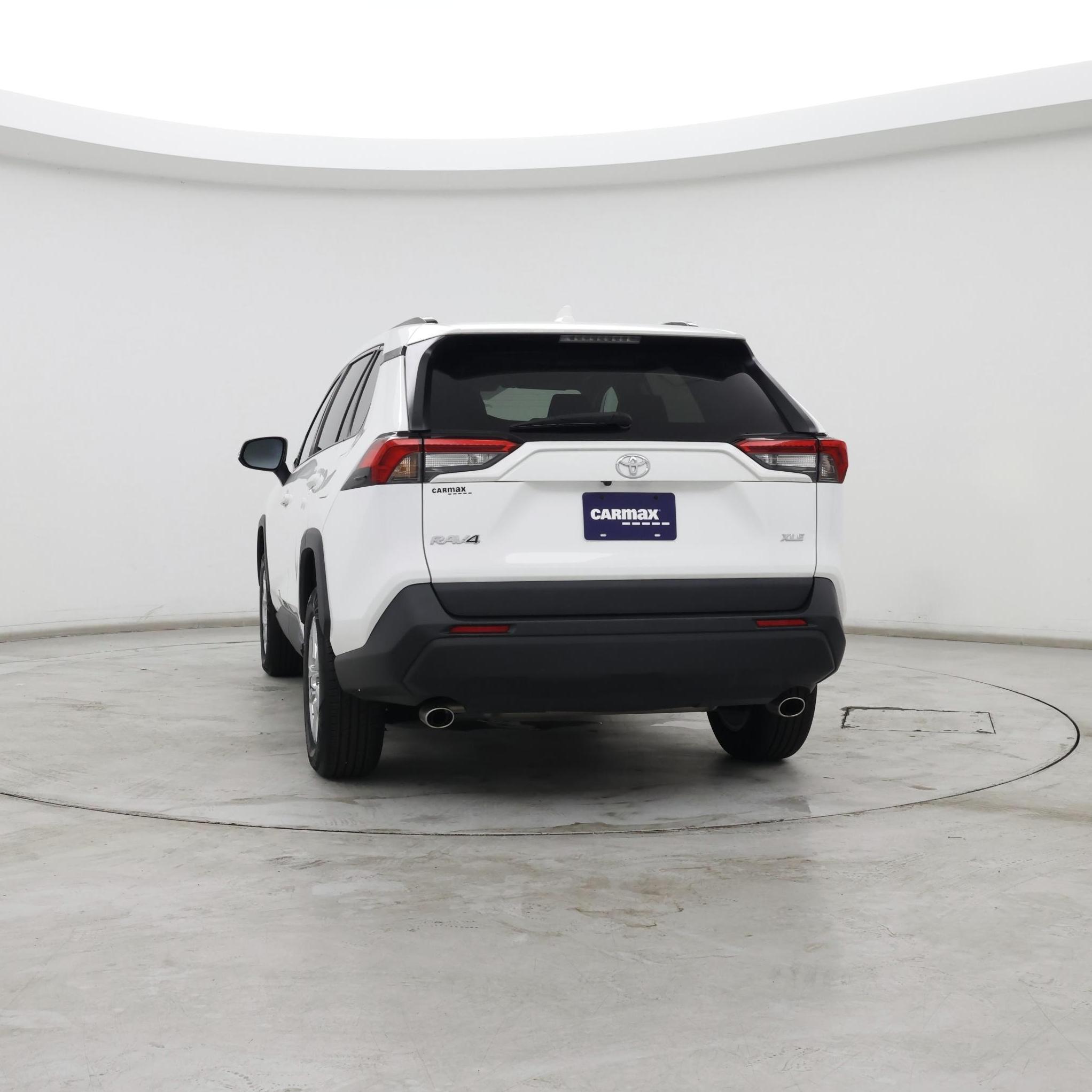 Thumbnail: 2022 Toyota RAV4 - 6