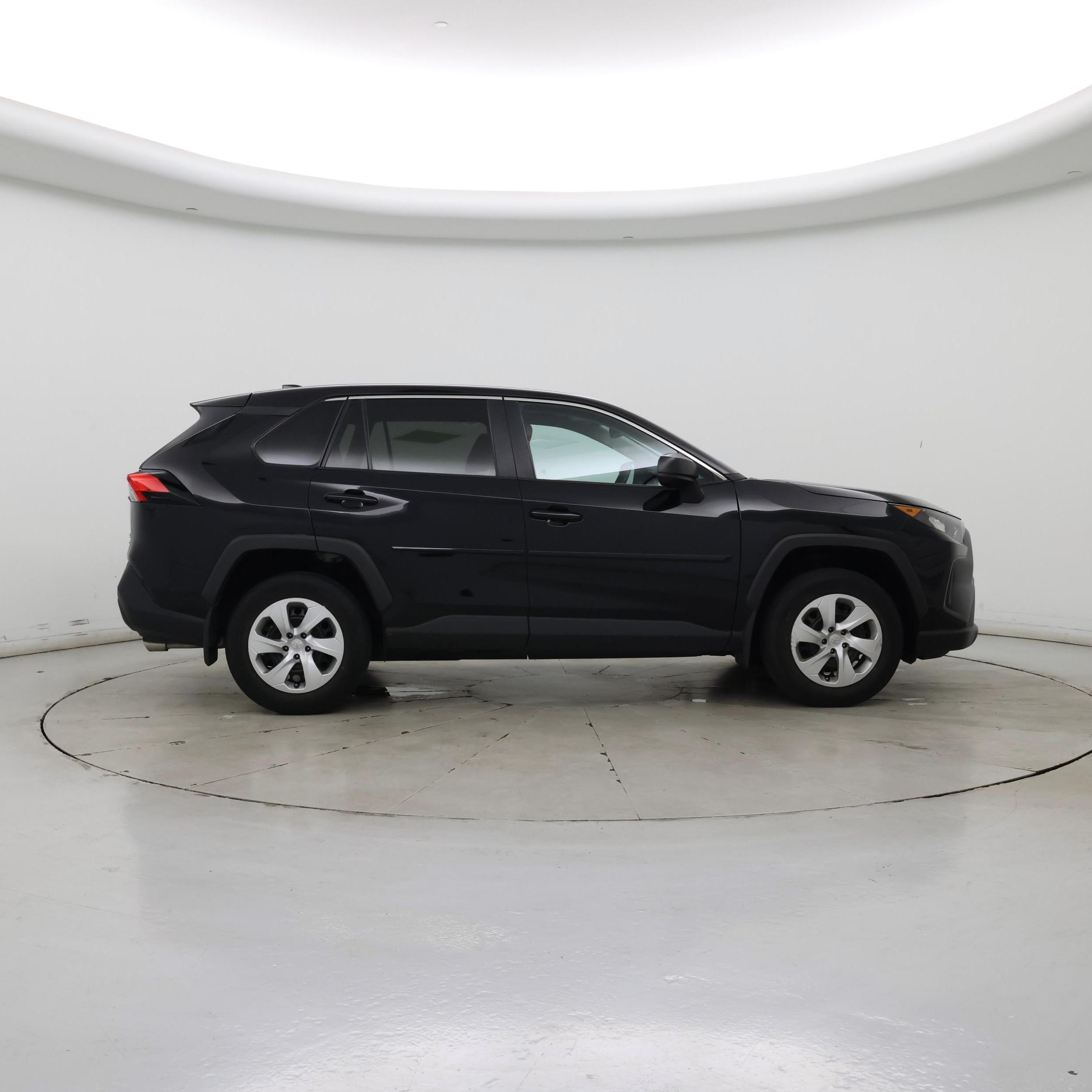 Thumbnail: 2022 Toyota RAV4 - 7