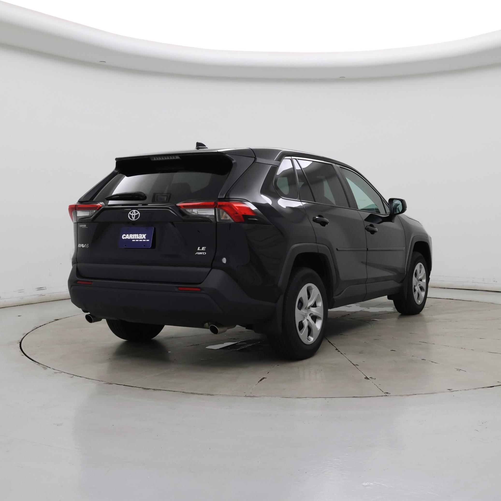 Thumbnail: 2022 Toyota RAV4 - 8
