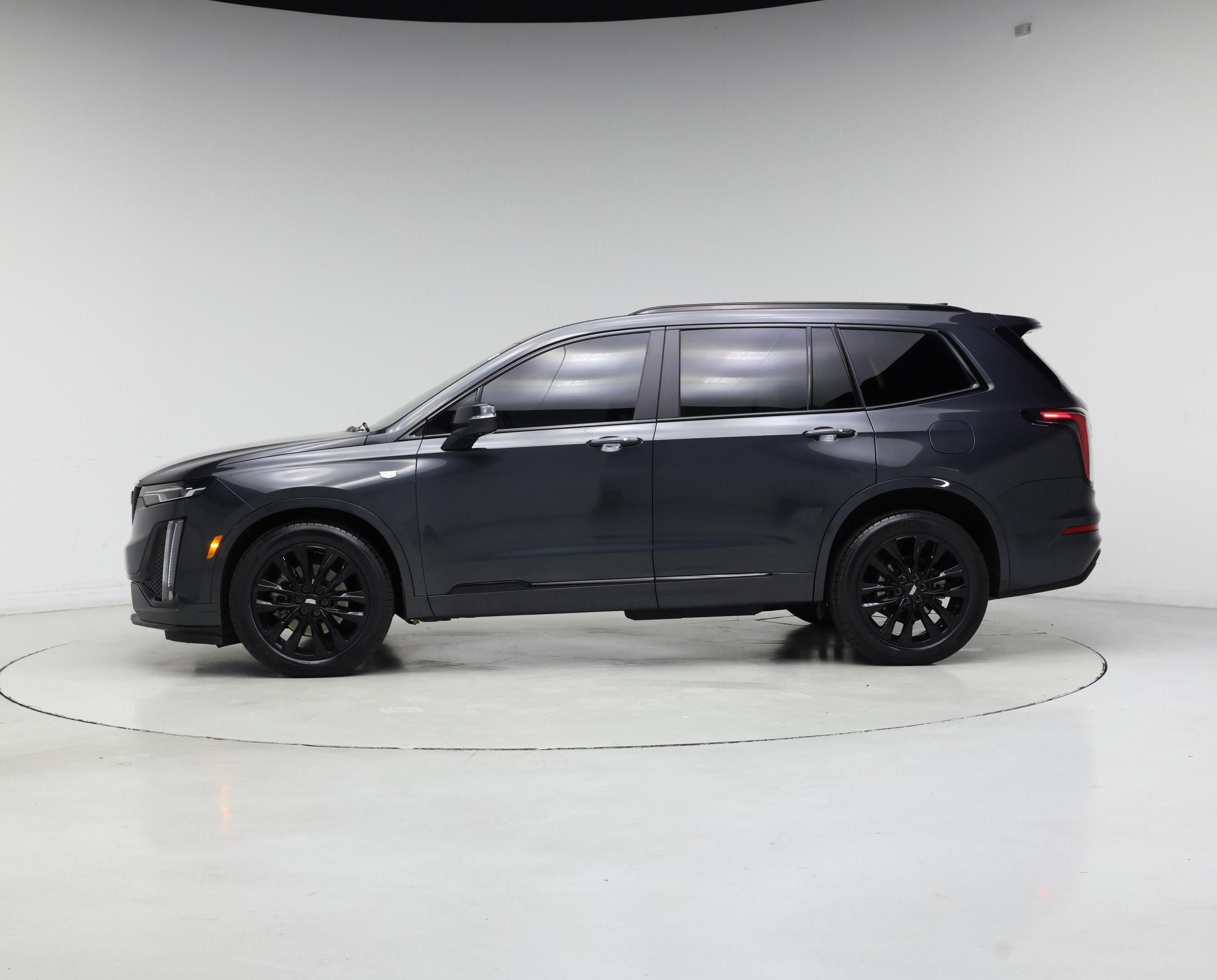 Thumbnail: 2021 Cadillac XT6 - 3