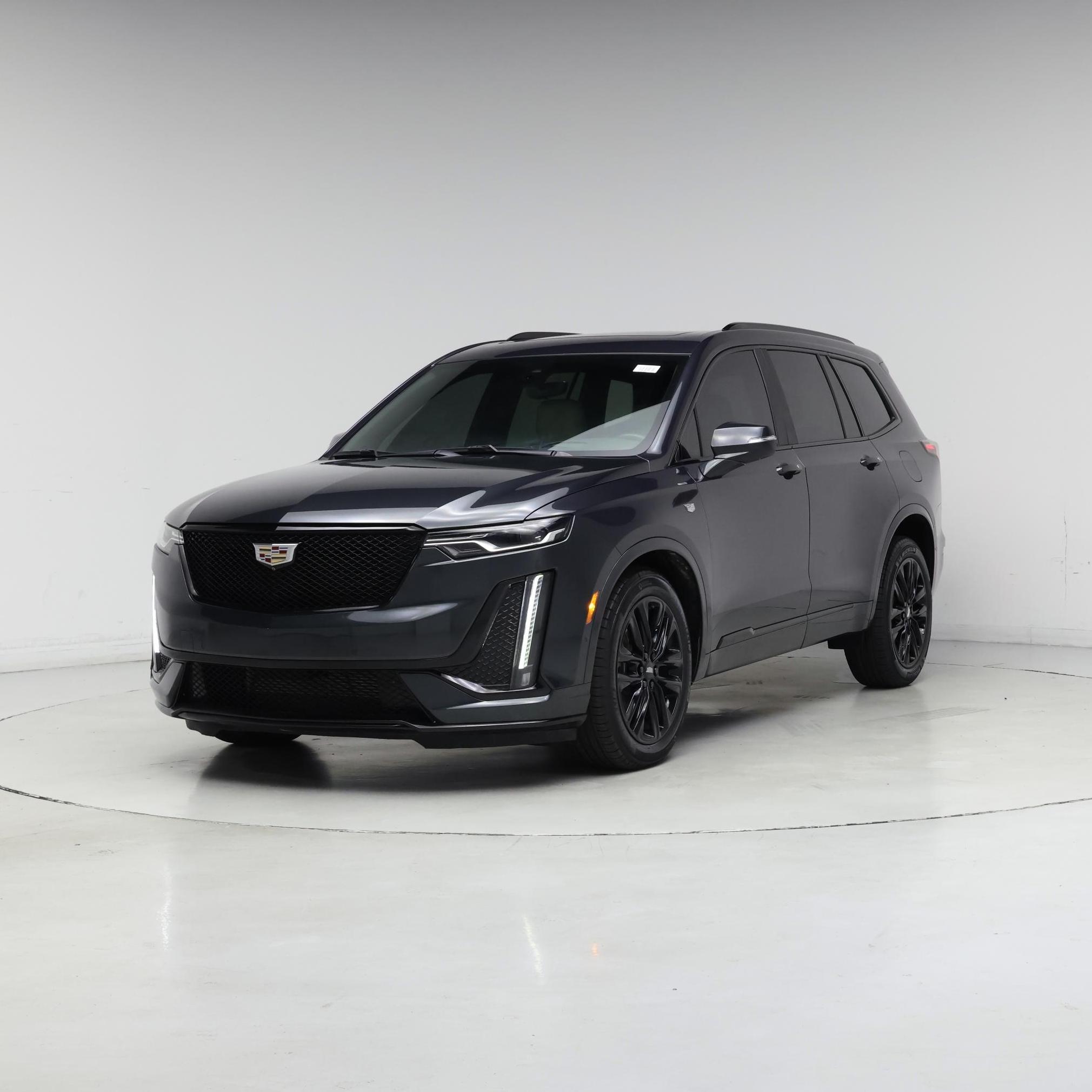 Thumbnail: 2021 Cadillac XT6 - 4