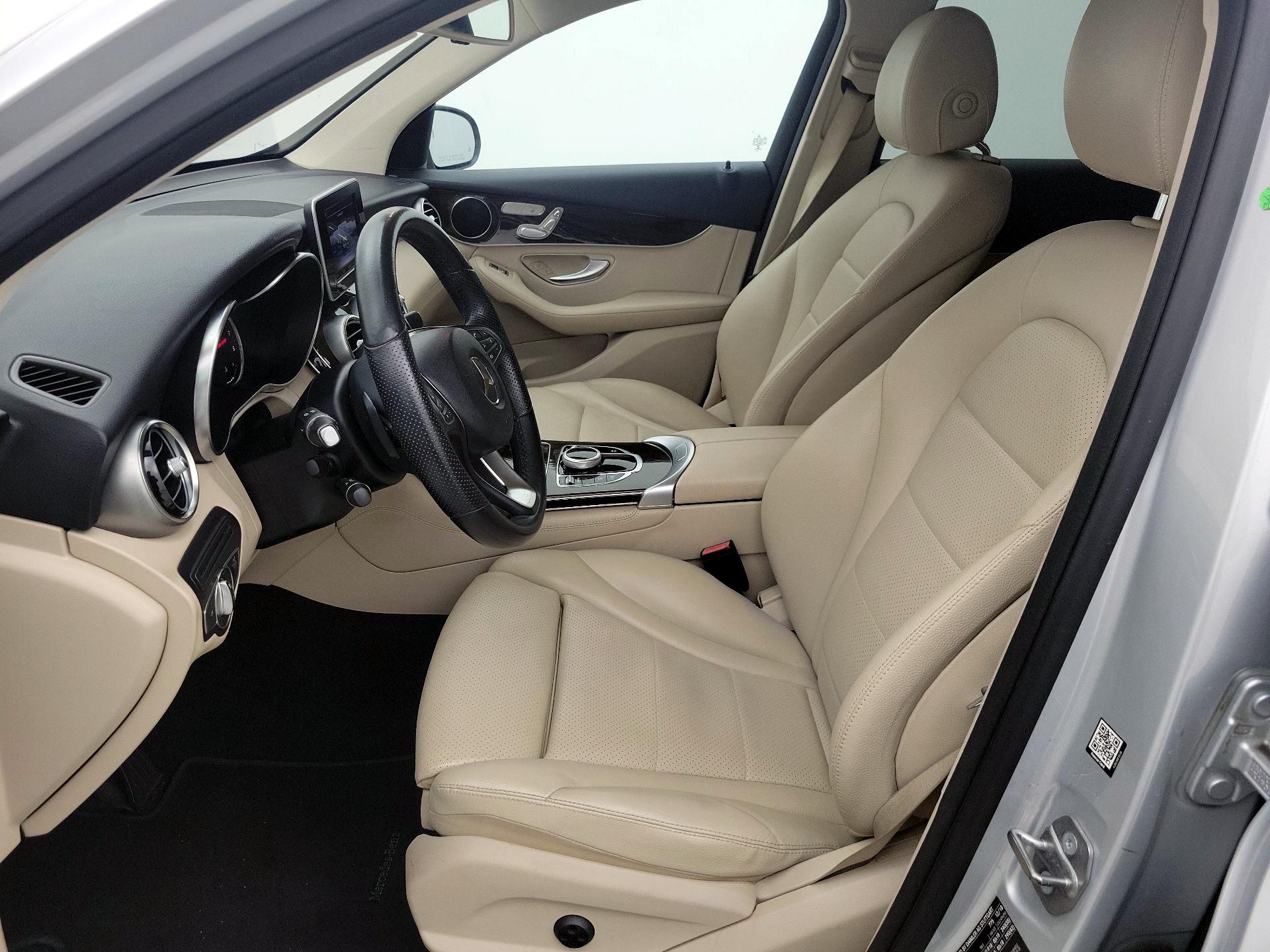 Thumbnail: 2019 Mercedes-Benz GLC - 11