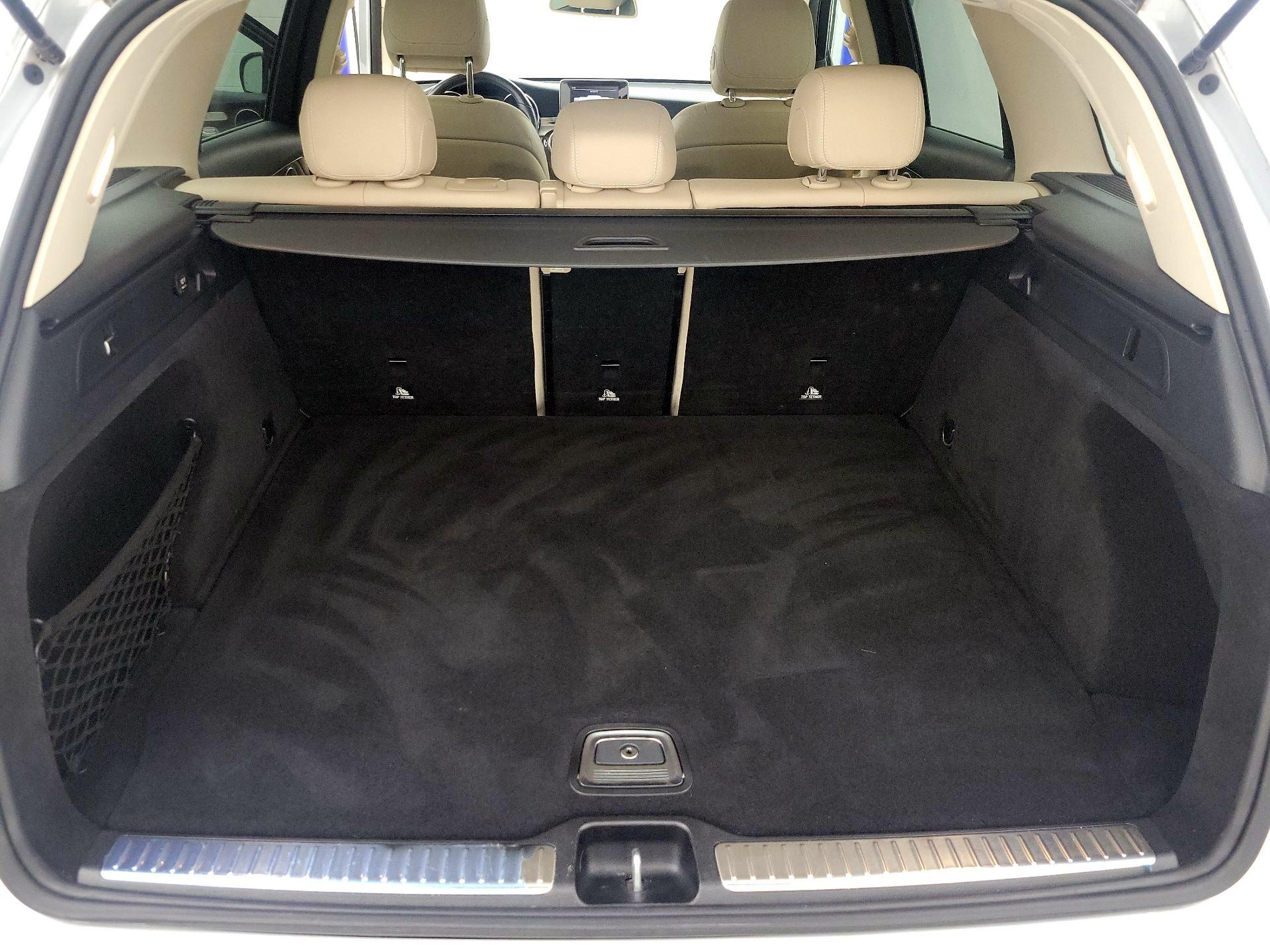 Thumbnail: 2019 Mercedes-Benz GLC - 20
