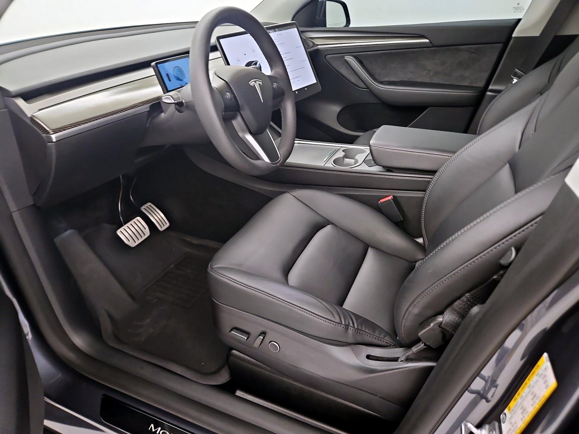 Thumbnail: 2022 Tesla Model Y - 11