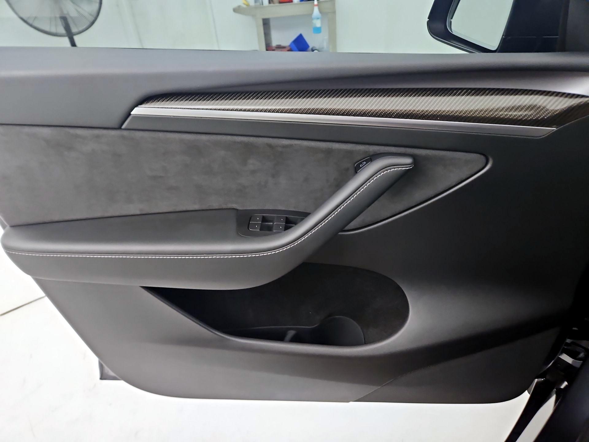 Thumbnail: 2022 Tesla Model Y - 12