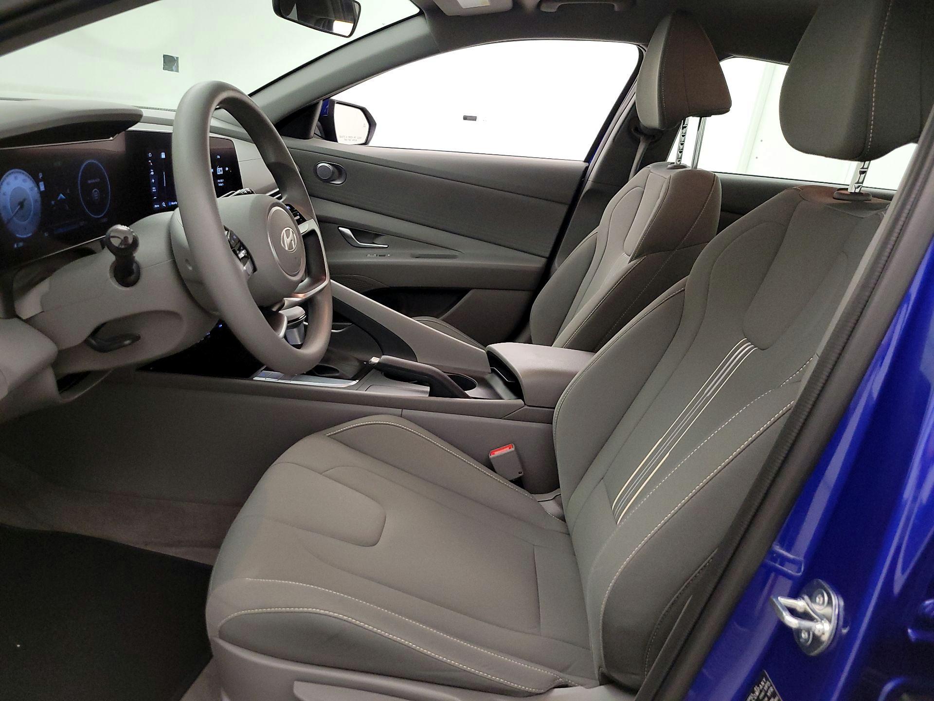 Thumbnail: 2024 Hyundai Elantra - 11