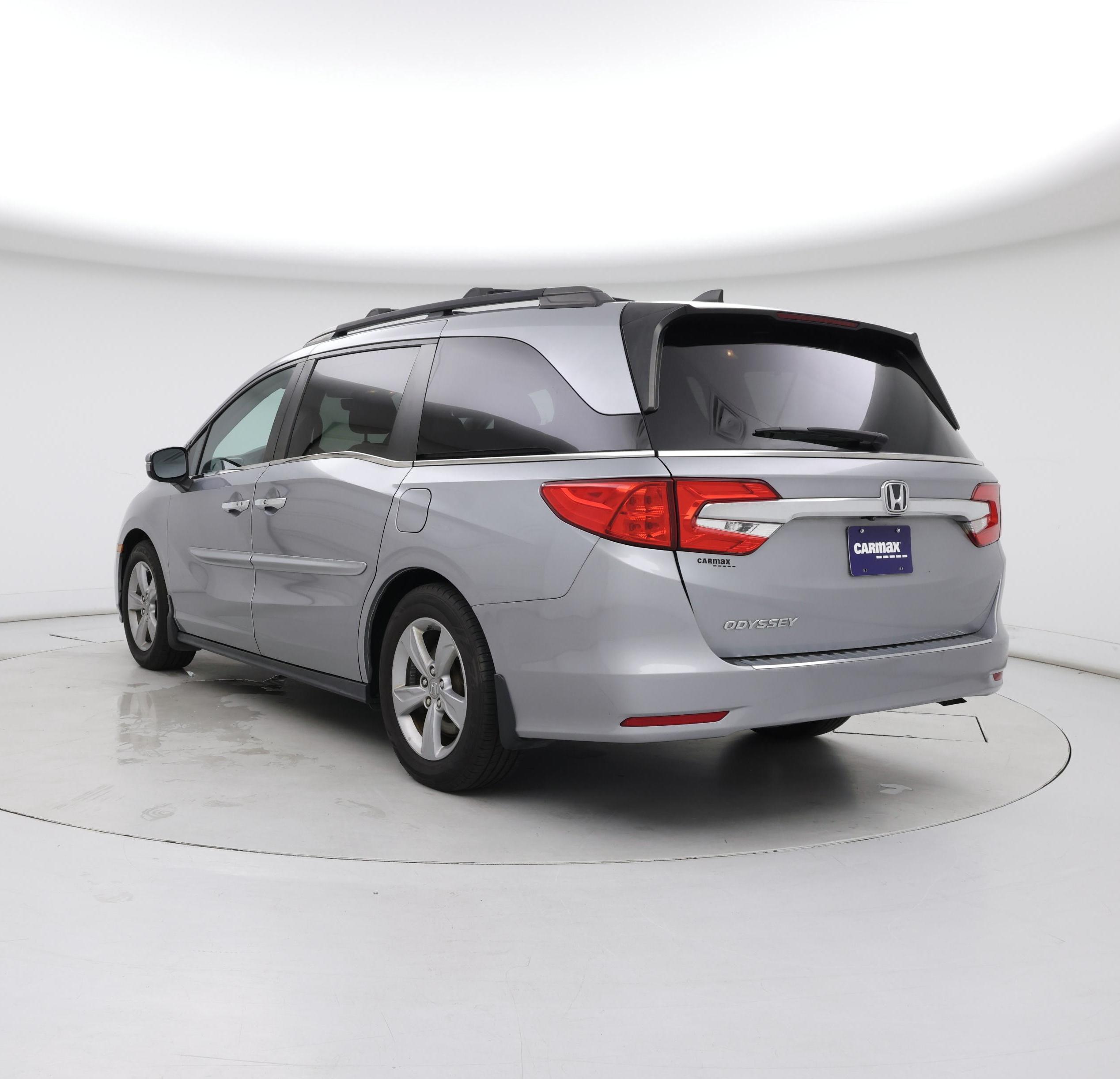 Thumbnail: 2019 Honda Odyssey - 2