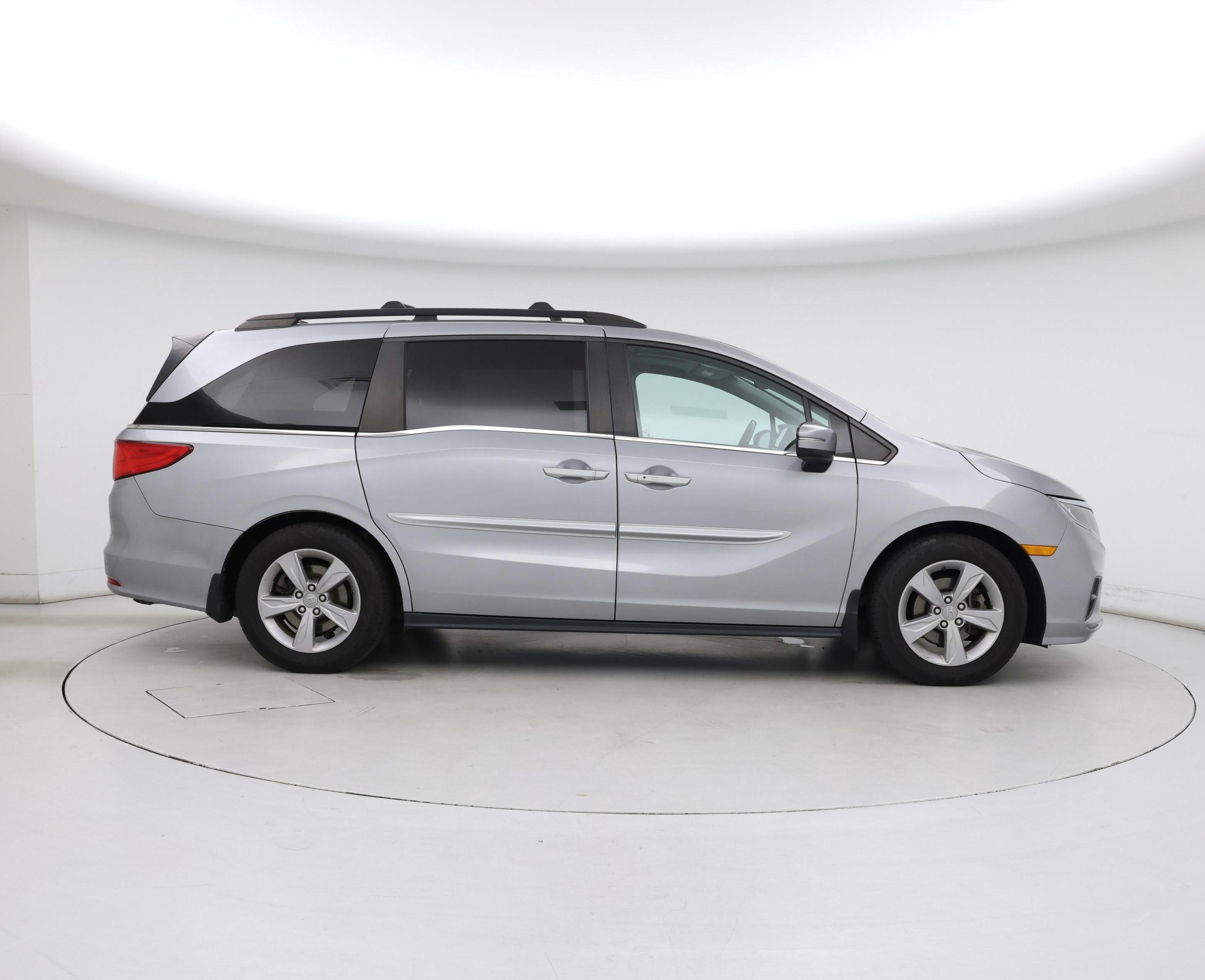Thumbnail: 2019 Honda Odyssey - 7
