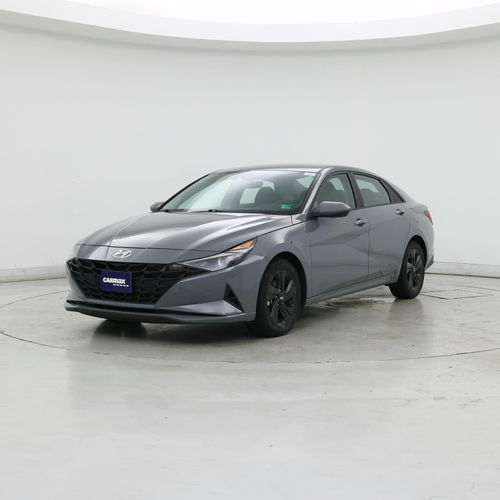 Thumbnail: 2022 Hyundai Elantra - 4