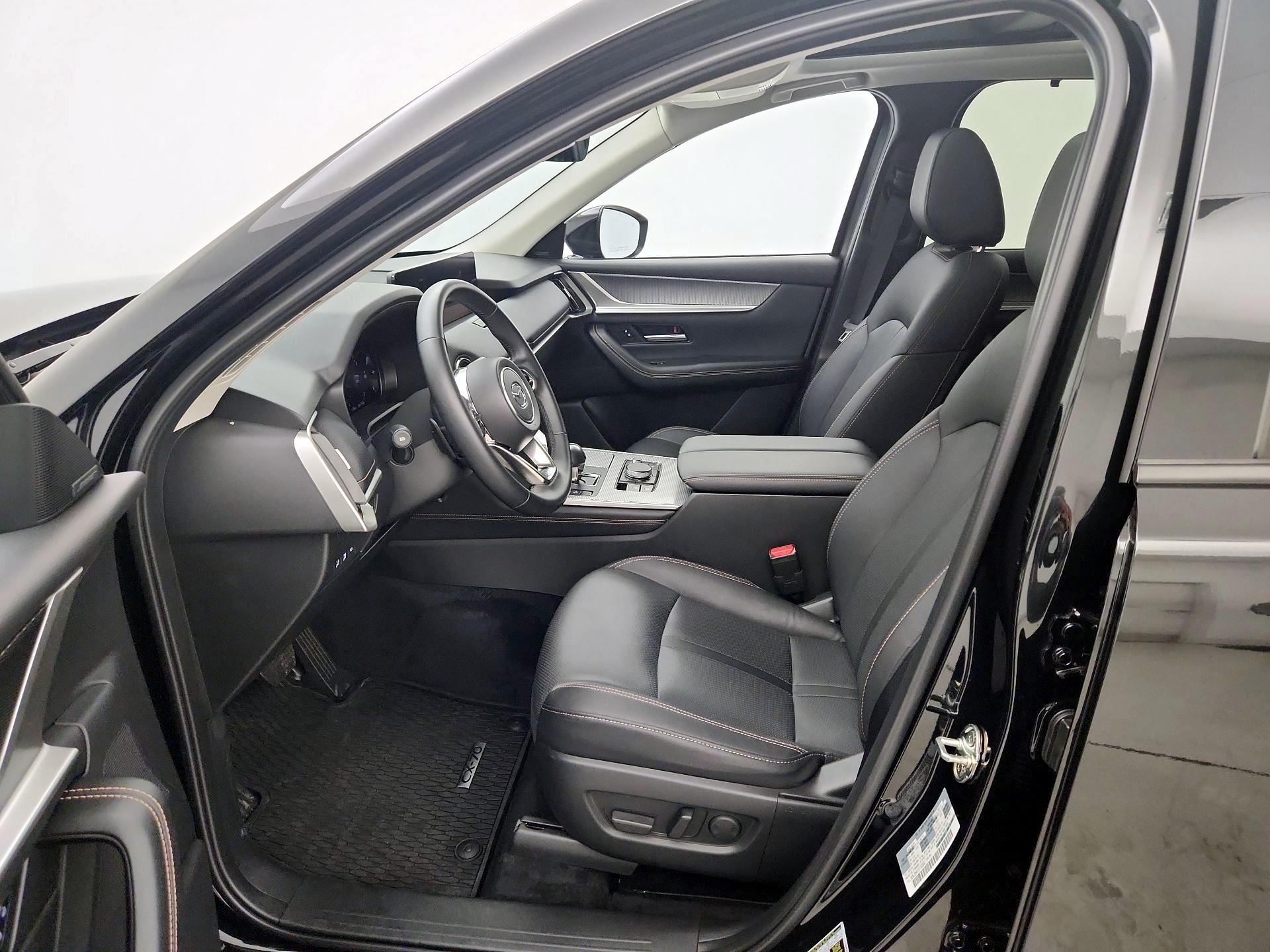 Thumbnail: 2025 Mazda CX-70 - 11