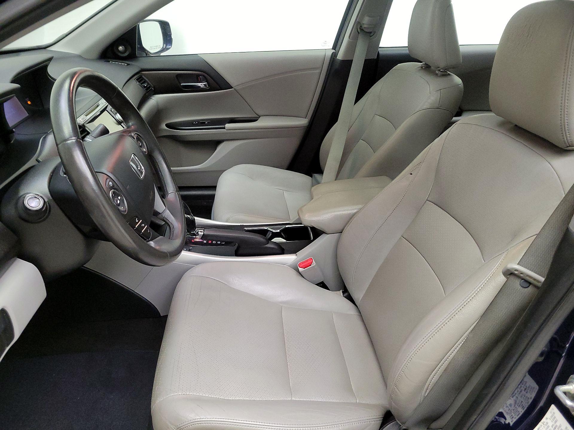 Thumbnail: 2013 Honda Accord - 11