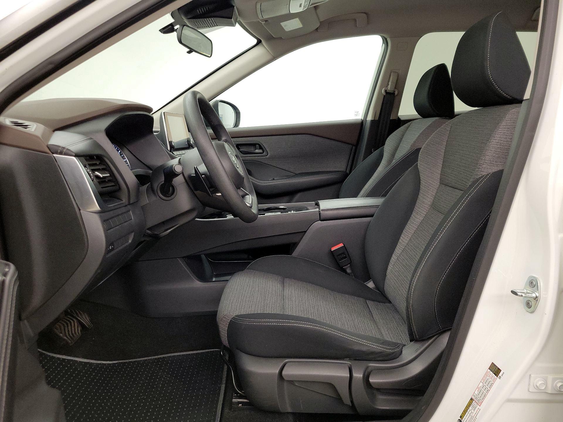 Thumbnail: 2021 Nissan Rogue - 11