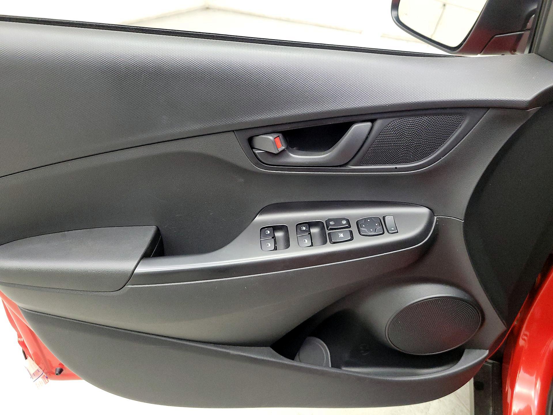 Thumbnail: 2019 Hyundai Kona - 12
