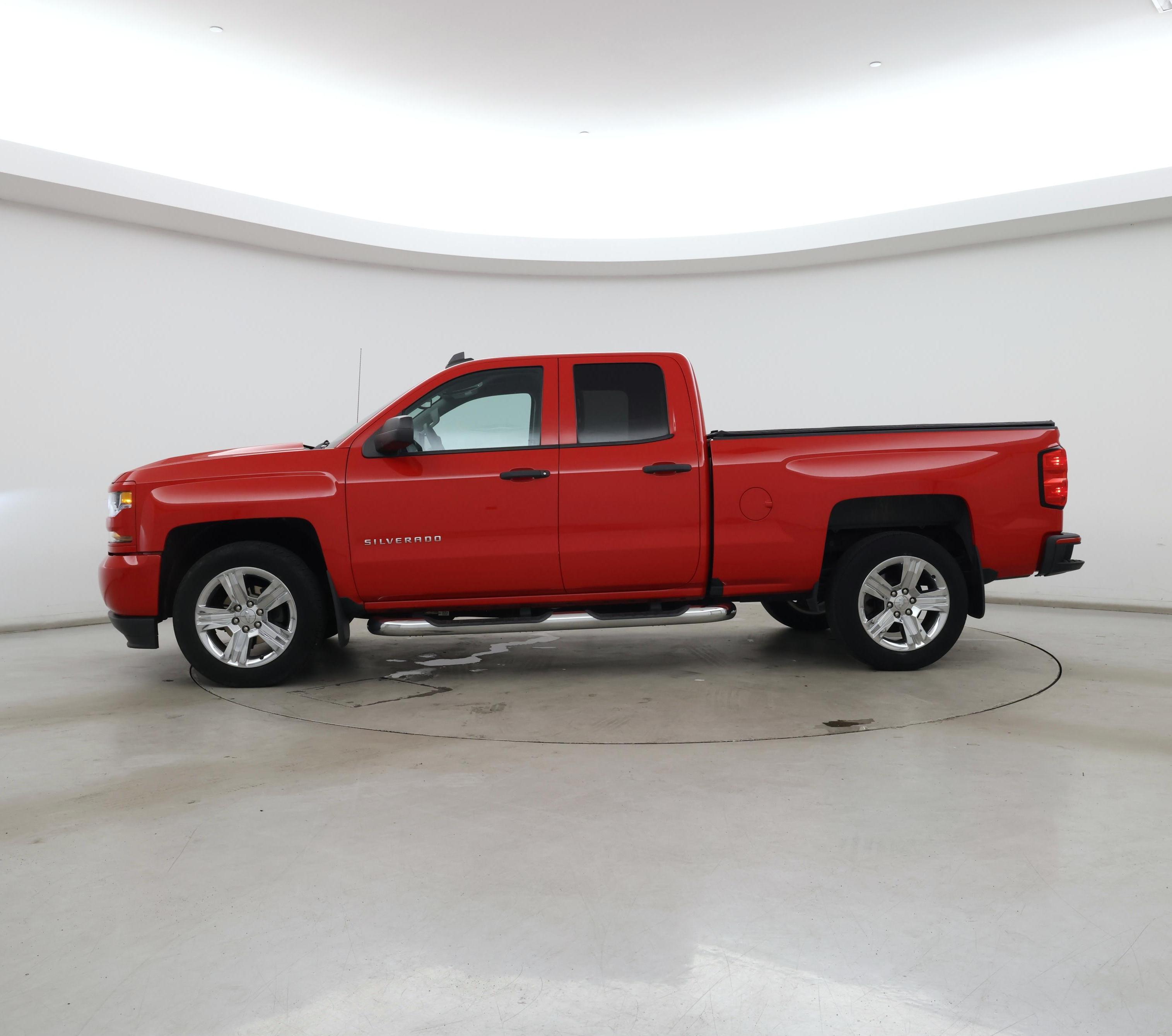 Thumbnail: 2019 Chevrolet Silverado 1500 - 3