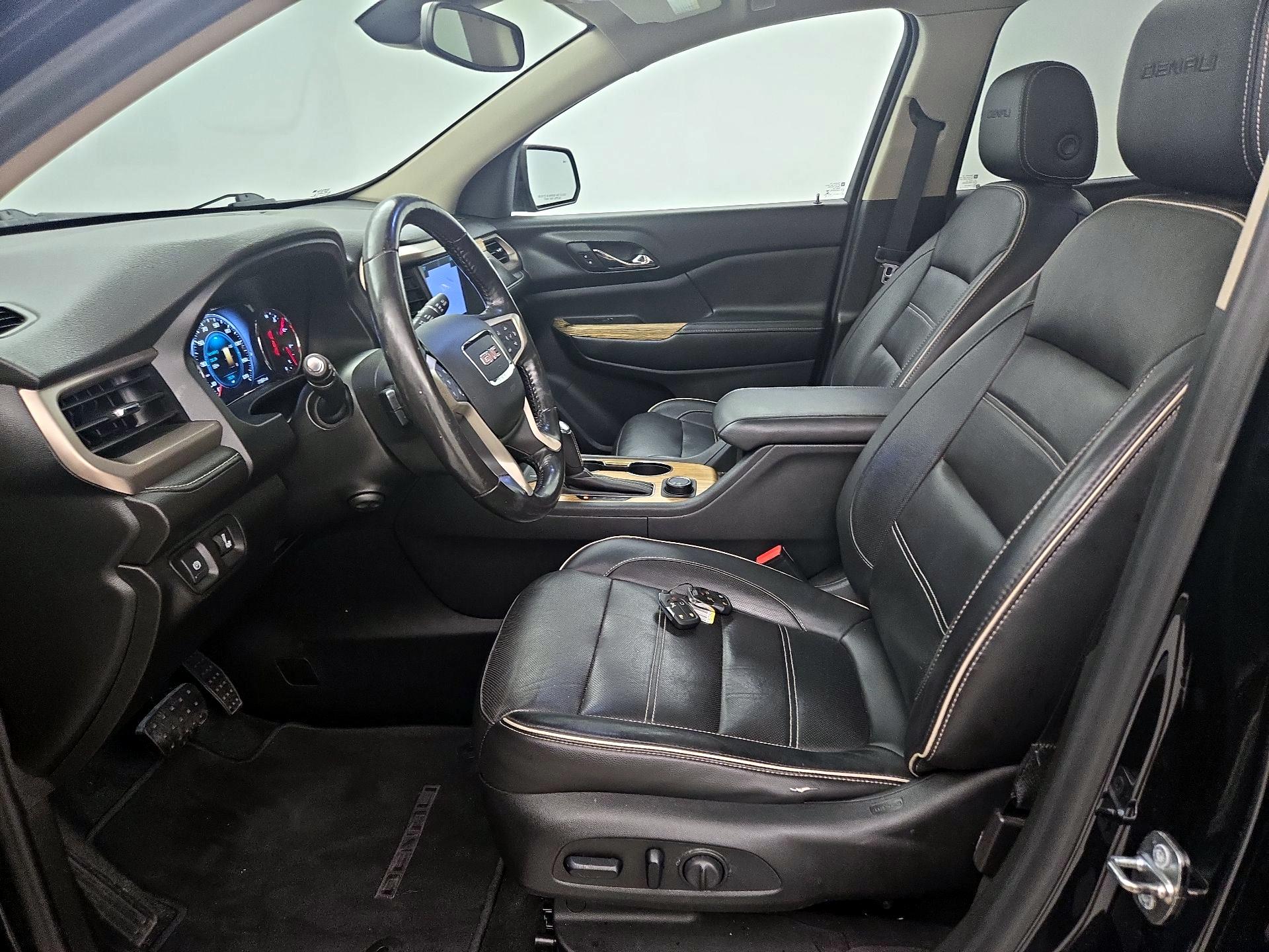 Thumbnail: 2018 GMC Acadia - 11