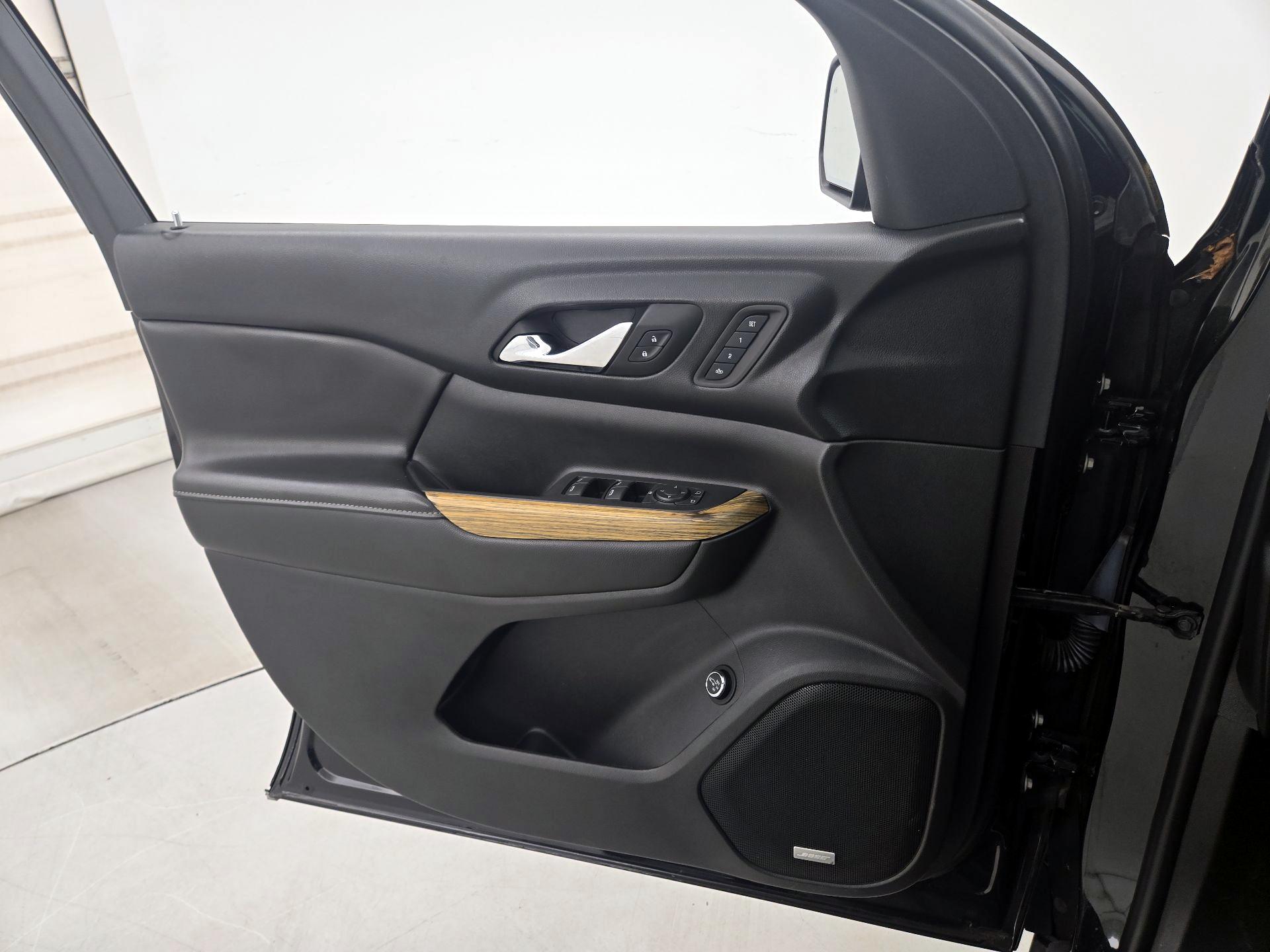 Thumbnail: 2018 GMC Acadia - 12