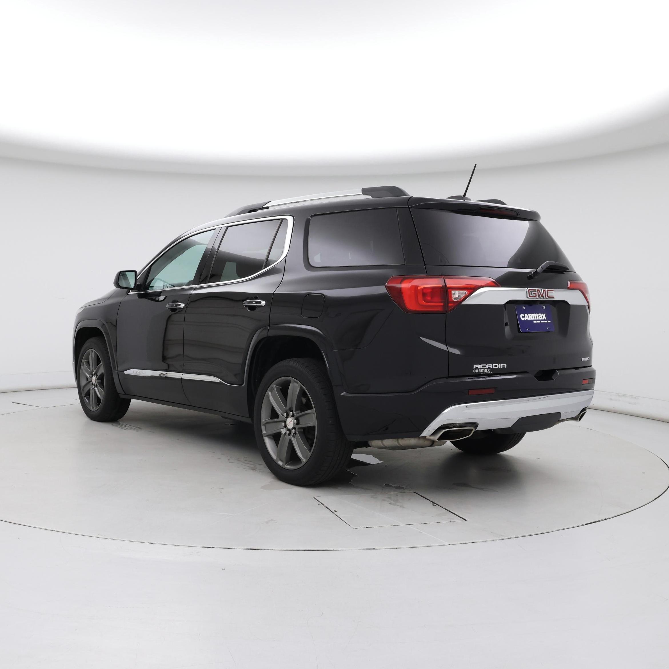 Thumbnail: 2018 GMC Acadia - 2