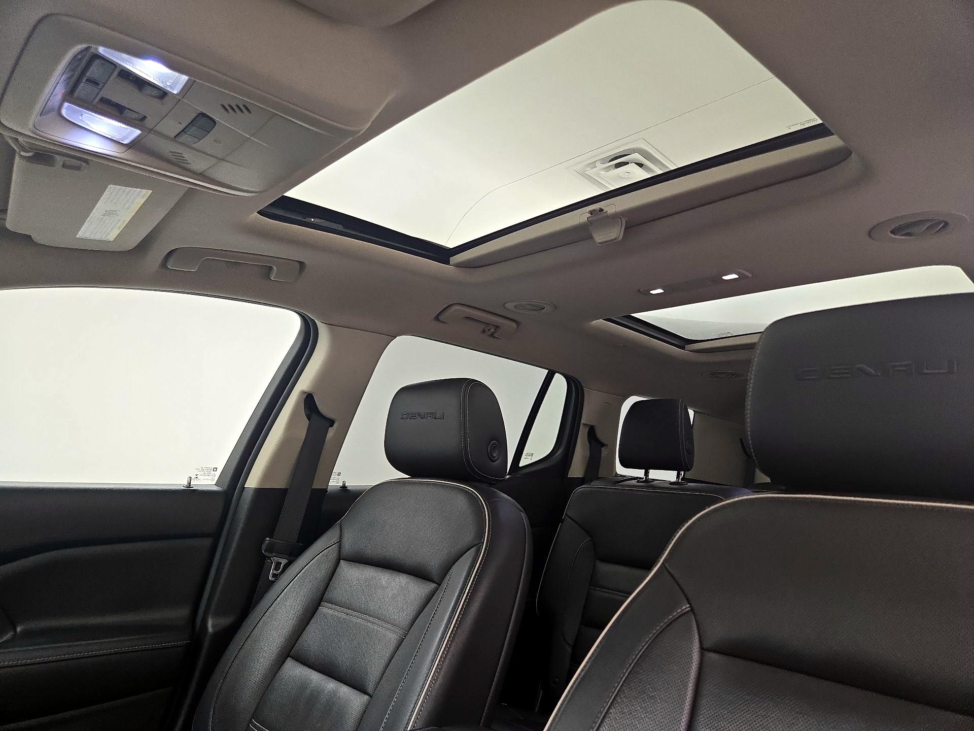 Thumbnail: 2018 GMC Acadia - 20