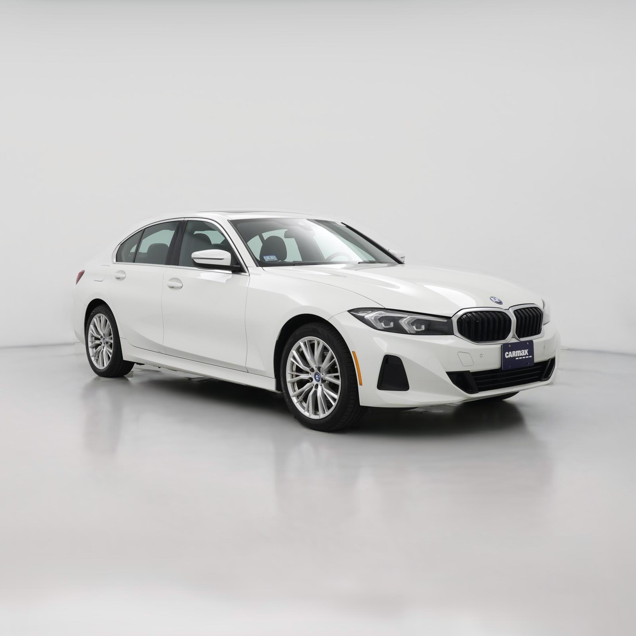Thumbnail: 2024 BMW 3 Series - 1